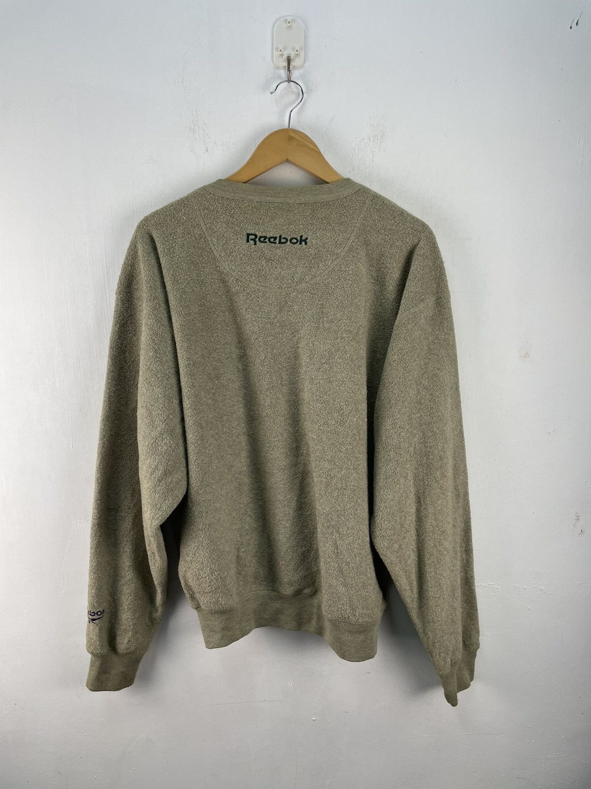 Reebok Vintage 90s Reebok Sweatshirt Pastel Green Baggy Size US M / EU 48-50 / 2 - 3 Thumbnail
