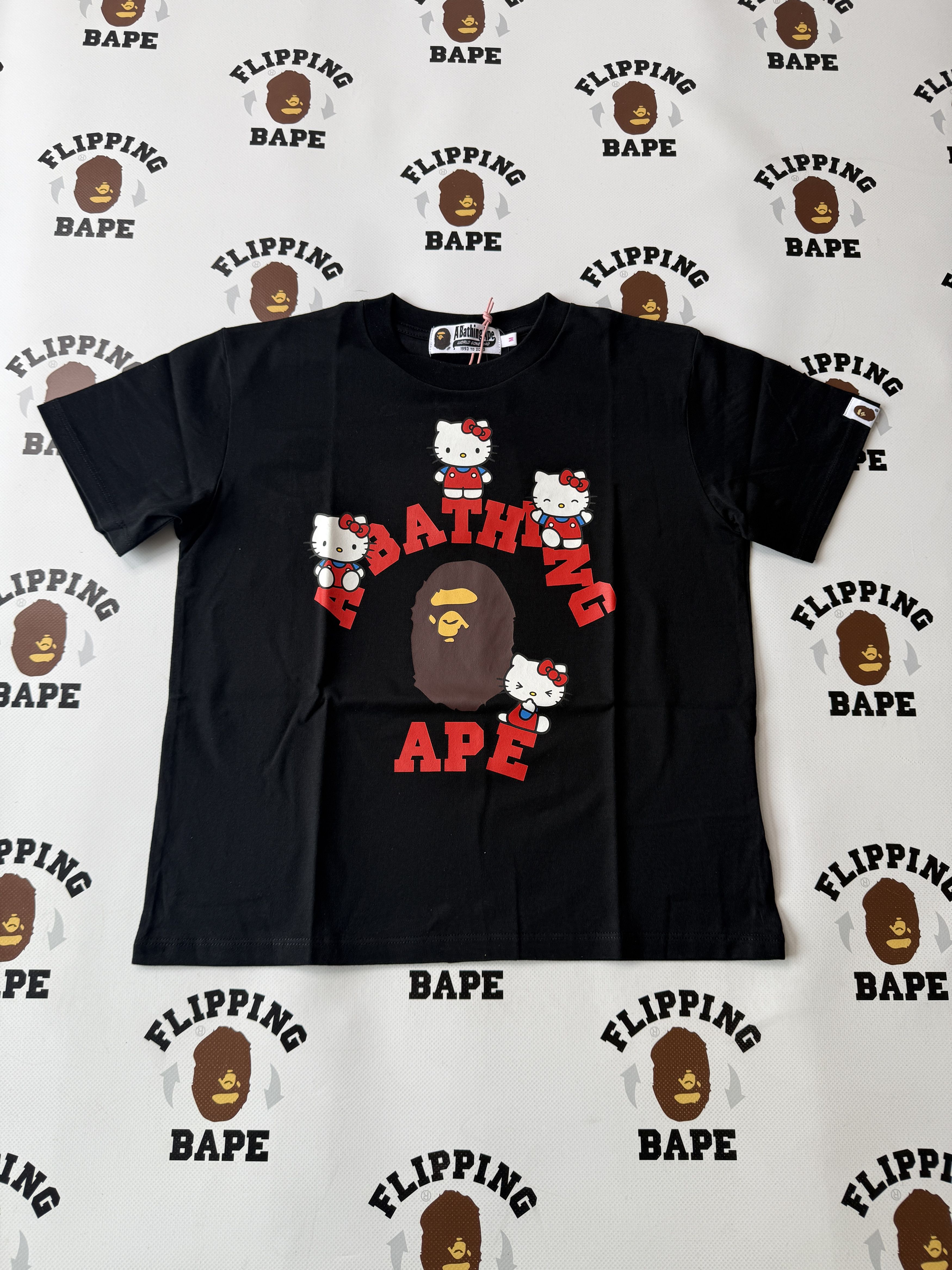 Bape BAPE X HELLO KITTY COLLEGE MINI TEE LADIES Size M / US 6-8 / IT 42-44 - 1 Thumbnail