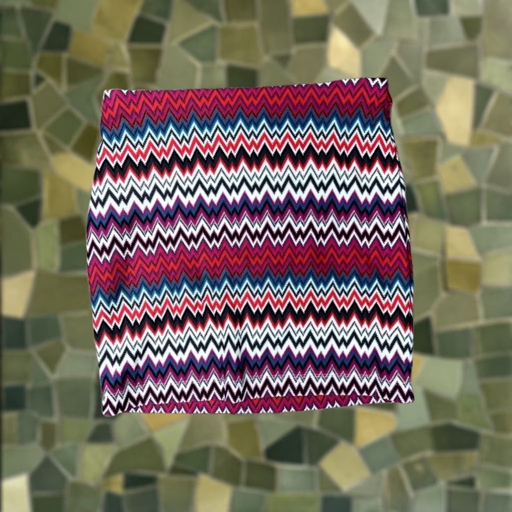 Express Express Skirt Womens XS Multicolored Chevron Knit Bodycon Mini Size 26" / US 2 / IT 38 - 1 Thumbnail