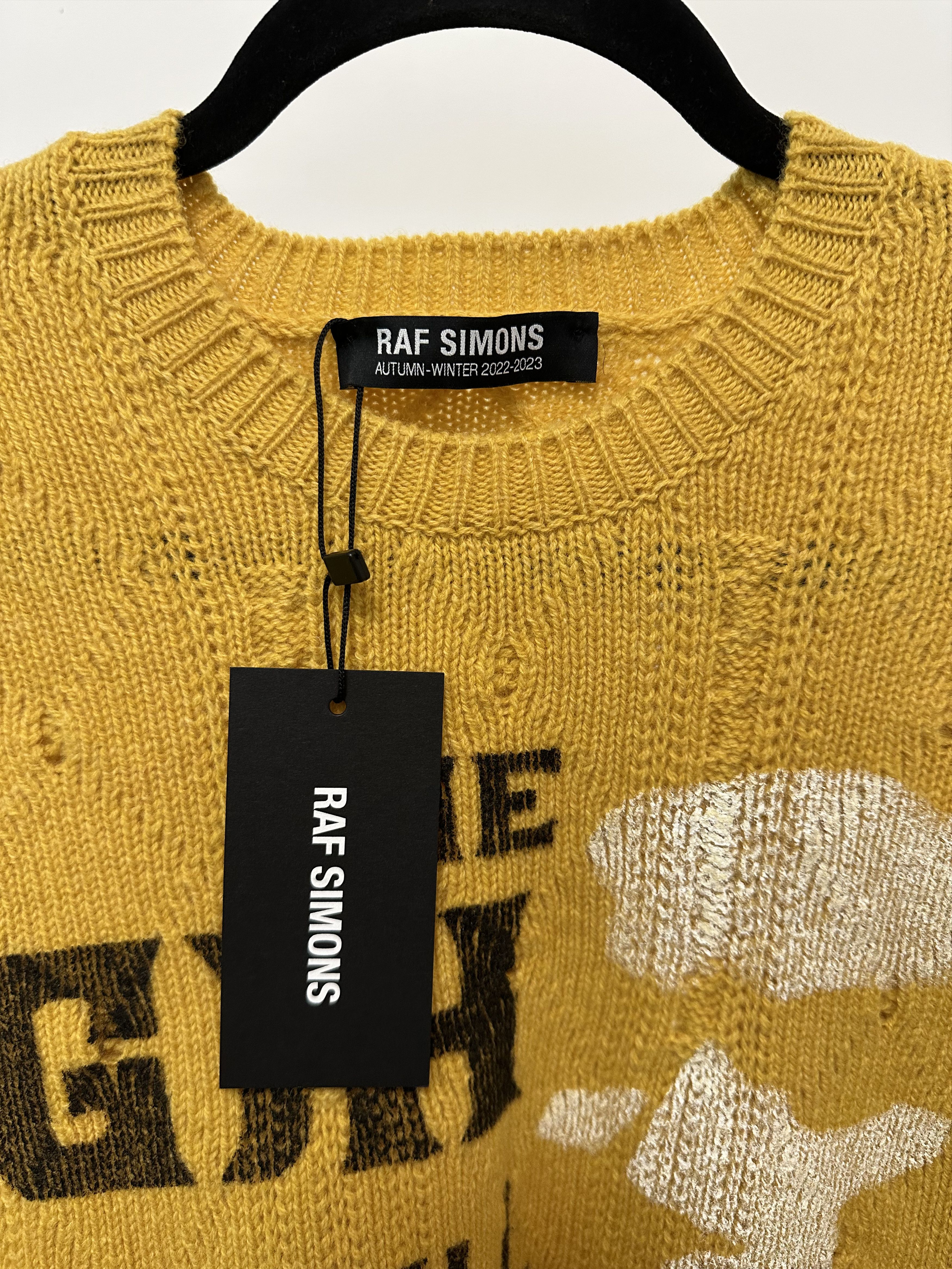 Raf Simons FW22 Raf Simons "Ghost" Yellow Knit Sweater – Size 2 Size US M / EU 48-50 / 2 - 3 Thumbnail