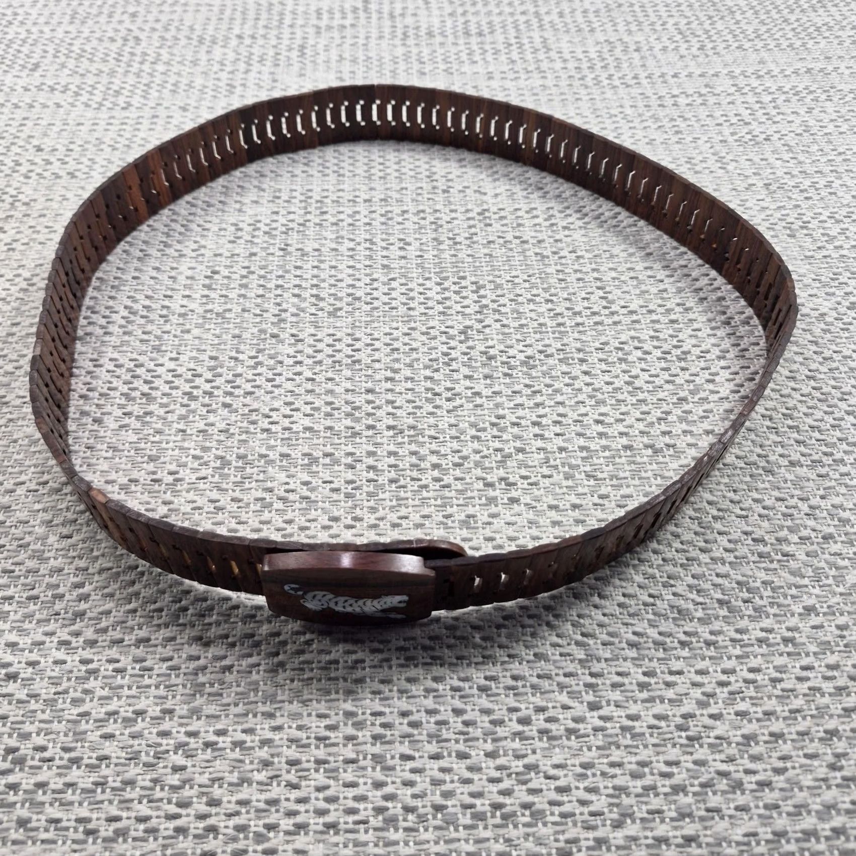 Vintage RARE Tiger Inlay Belt Wood Buckle Adult One Size 44 in. Adjustable Shell Brown Leather? Wood Belt Size ONE SIZE - 2 Thumbnail