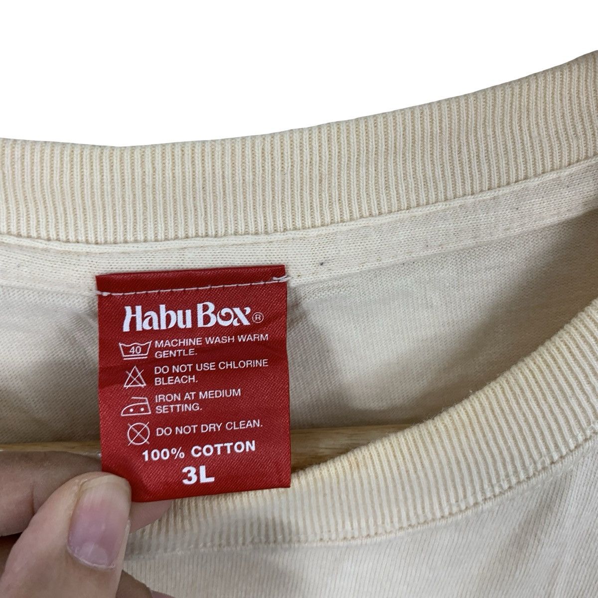 Vintage Vintage HABU BOX JAPAN Souvenir Crayon Illustration Tee Size 3XL / US 20-22 - 10 Thumbnail