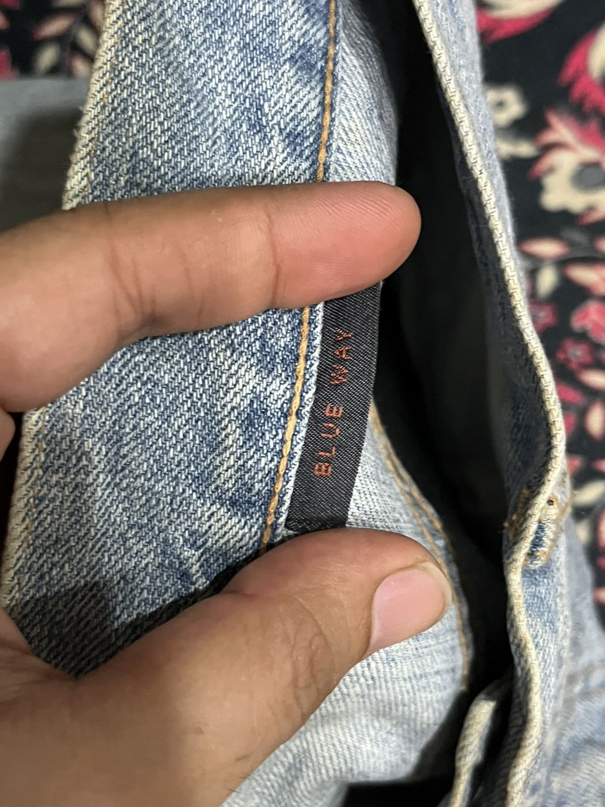 Japanese Brand Vintage Japan Blue Way Light Washed Trashed Jeans Size US 33 - 15 Thumbnail