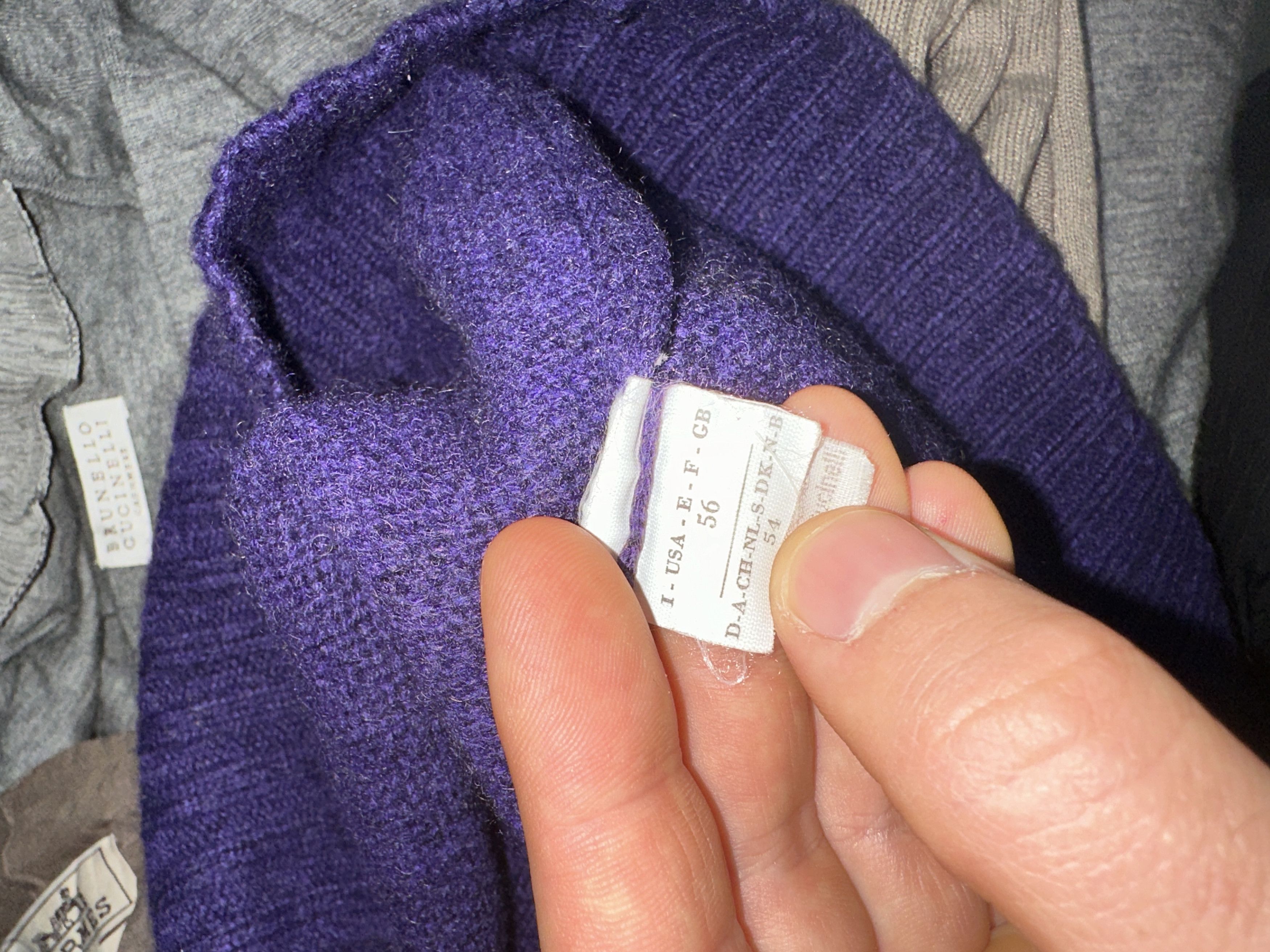 Brunello Cucinelli Brunello Cucinelli Cashmere V Neck Knit Size 54 56 XL 2XL Size US XL / EU 56 / 4 - 7 Thumbnail