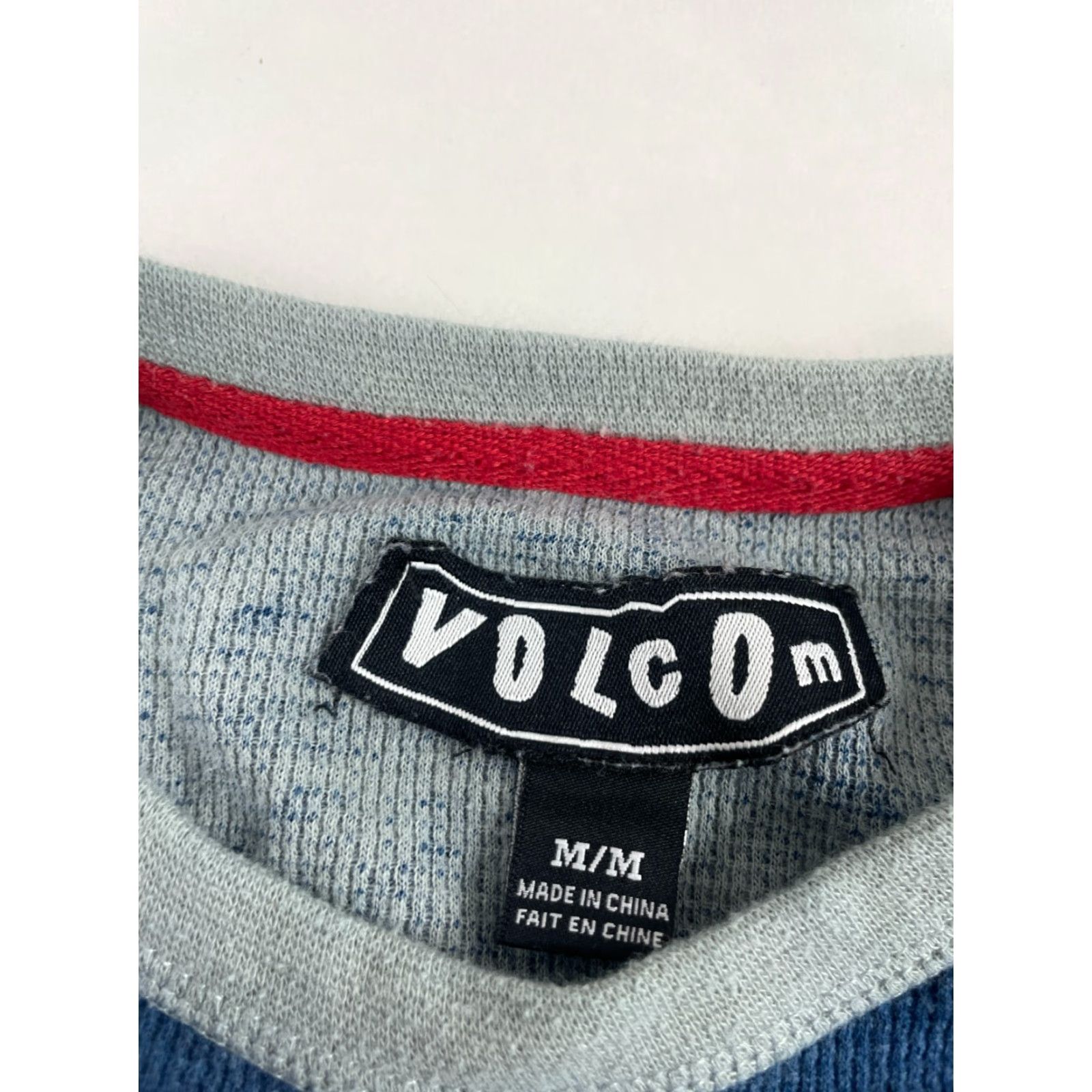 Volcom Volcom Sweater Men’s Size M Gray Blue Southwestern Pullover Crew Neck Knit Pullover Regular Fit- Gray/Blue Southwestern Pattern Size US M / EU 48-50 / 2 - 8 Thumbnail