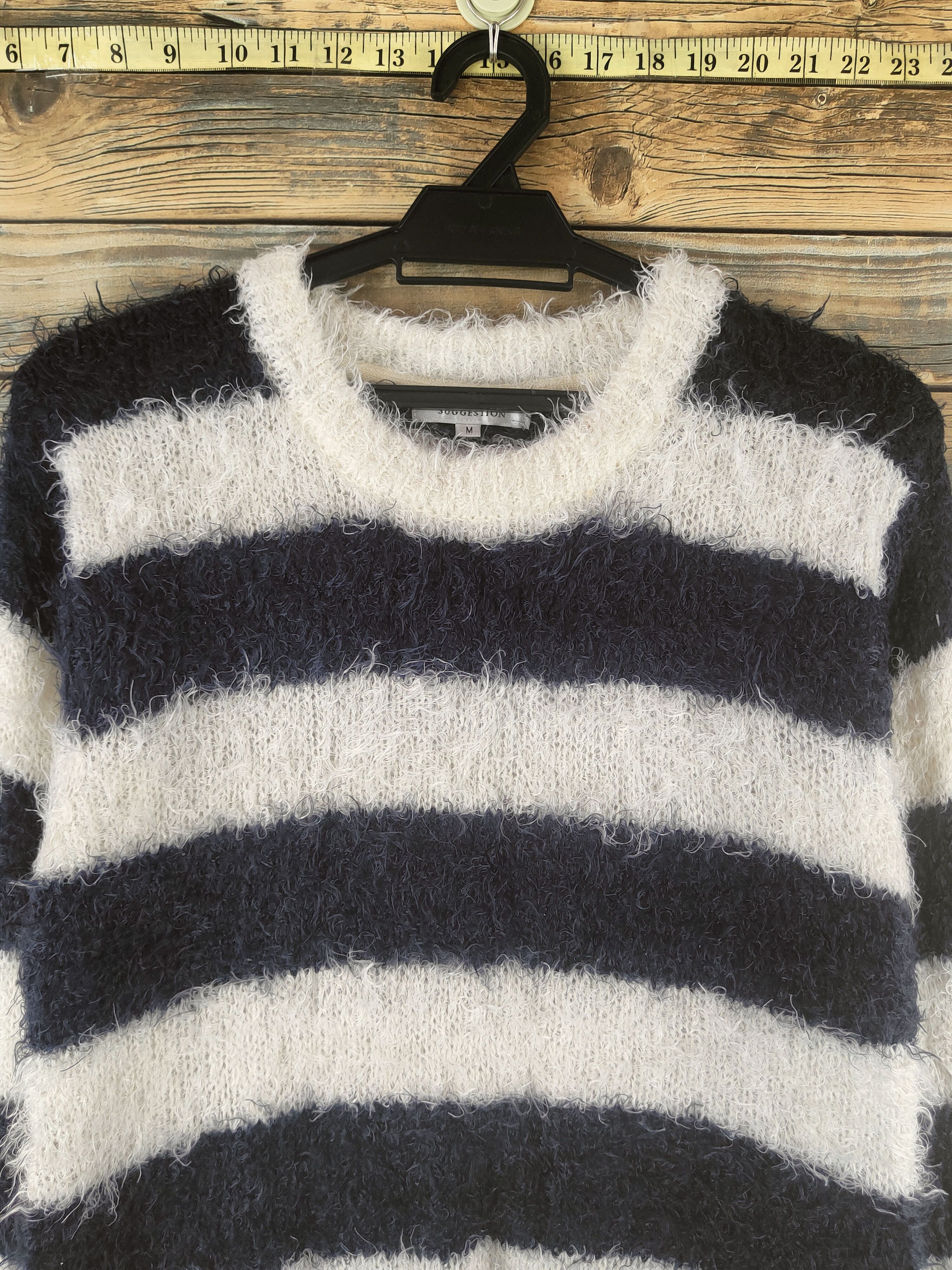 Japanese Brand DL Suggestion White Navy Fur Mohair Knitwear #46-509 Size US S / EU 44-46 / 1 - 2 Thumbnail