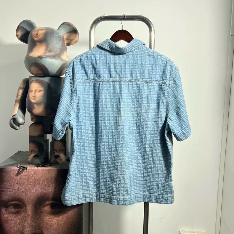 Givenchy Givenchy Printed Denim Short-sleeve 2506-Nextarrow Size US S / EU 44-46 / 1 - 2 Thumbnail