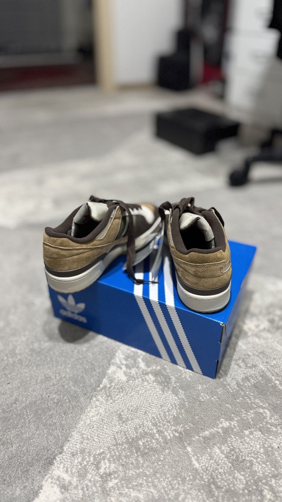 Adidas Adidas Forum 84 Low CL Alumina Branch Brown Size US 9.5 / EU 42-43 - 3 Thumbnail