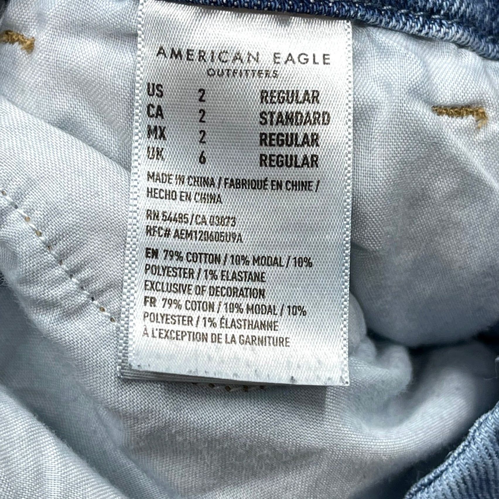 American Eagle Outfitters VINTAGE American Eagle Jeans Women 2 Distressed Blue Denim Stretch Ripped Curvy Mom Size 42" / US 20 - 5 Thumbnail