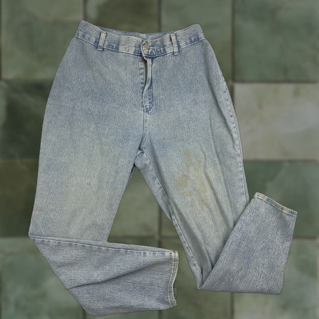 Vintage VINTAGE No Boundaries Jeans Womens 16 Blue Worn Thrashed Faded Y2K 90s VTG - Straight, Pockets, Zip, Button, Regular - 90s American Era Women’s Jeans Size 38" / US 16 / IT 52 - 1 Thumbnail