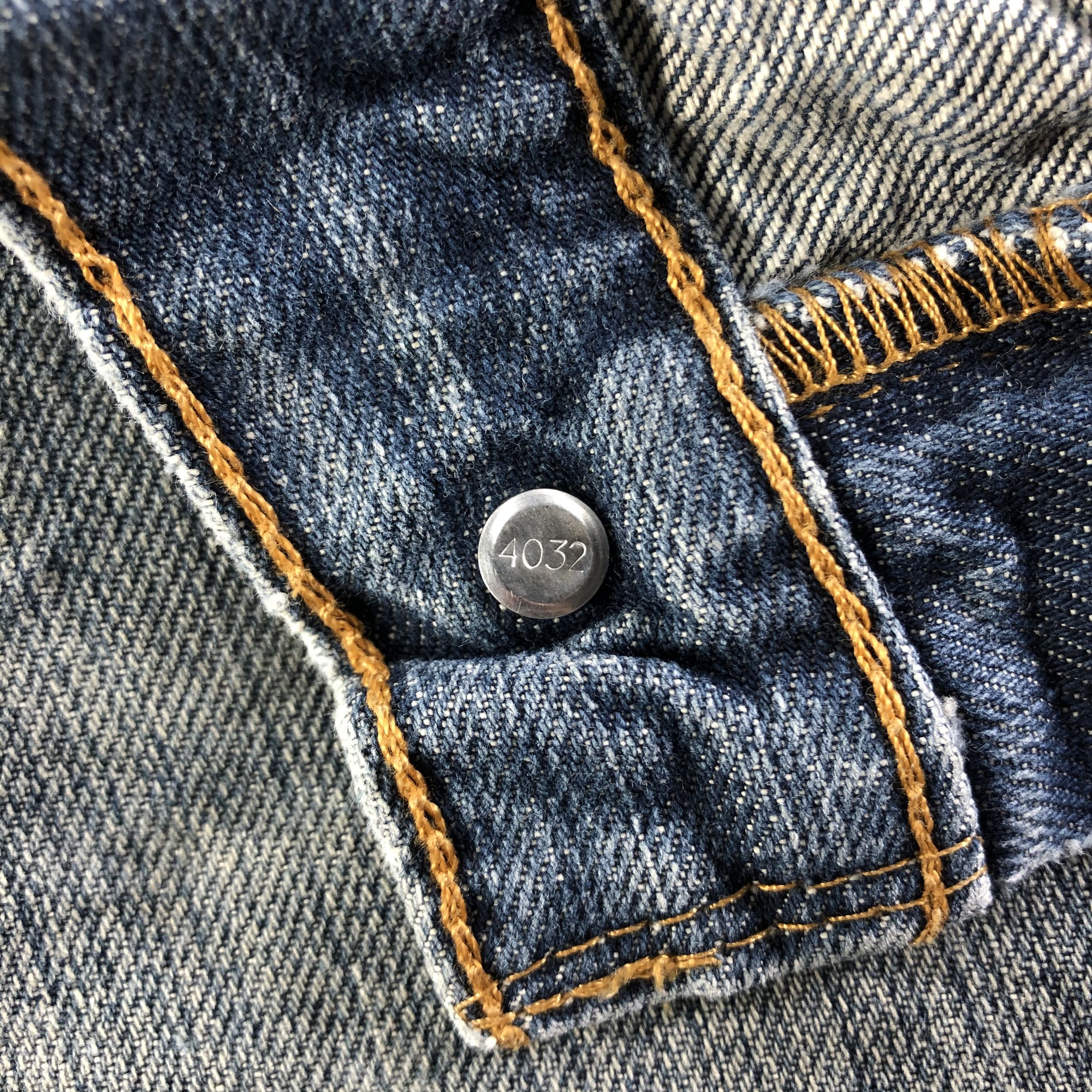 Levi's Vintage Levis 505 Jeans-J3028 Size US 37 - 10 Thumbnail