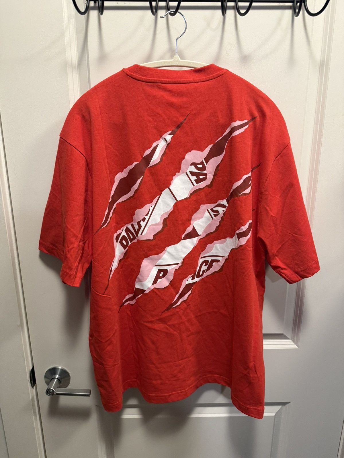 Palace PALACE RIPPED TRI T-SHIRT Size US XL / EU 56 / 4 - 2 Thumbnail