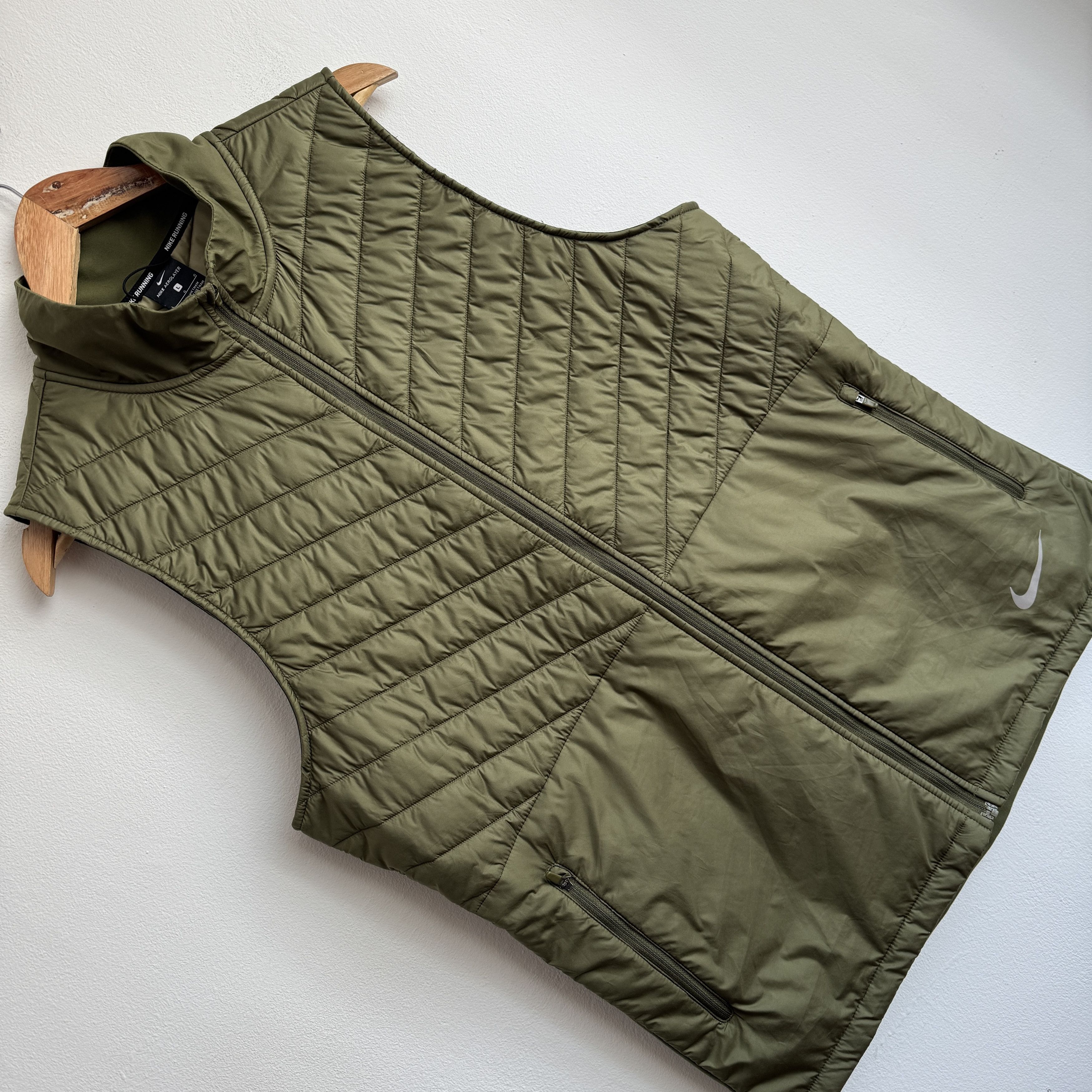 Nike Share Nike Aerolayer Running Gilet Vest Mens L Size US L / EU 52-54 / 3 - 7 Thumbnail