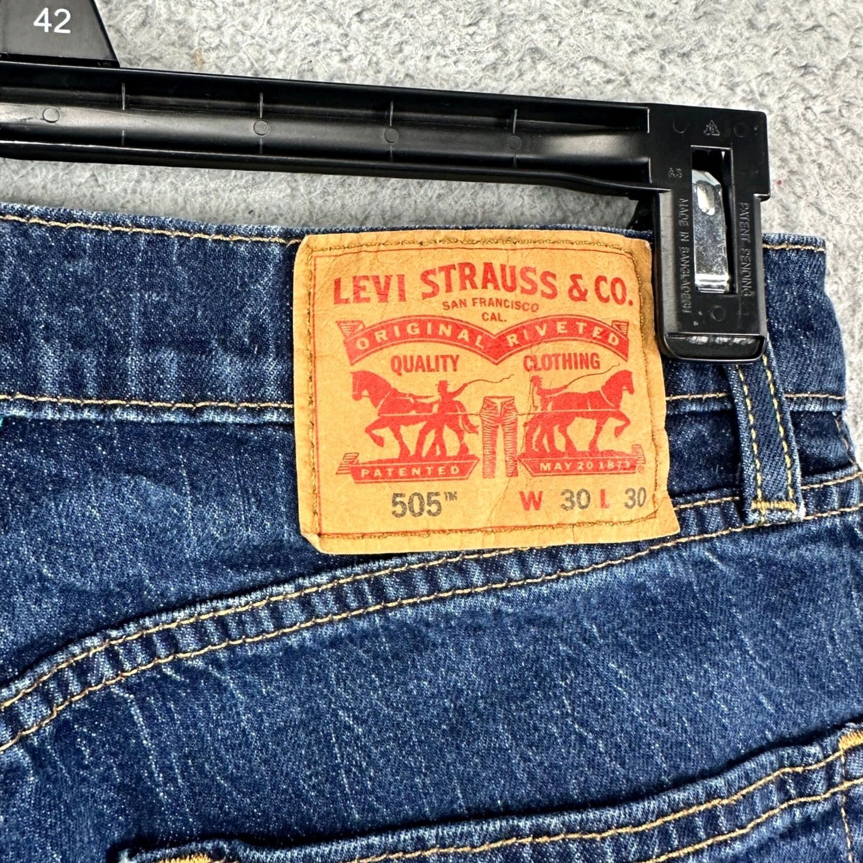 Levi's Levi's 505 Jeans Straight Leg Mens 30X30 Blue Distressed Red Tab Stretch Regular Denim Cotton Pockets Closure Button Vintage No Size US 30 / EU 46 - 6 Thumbnail