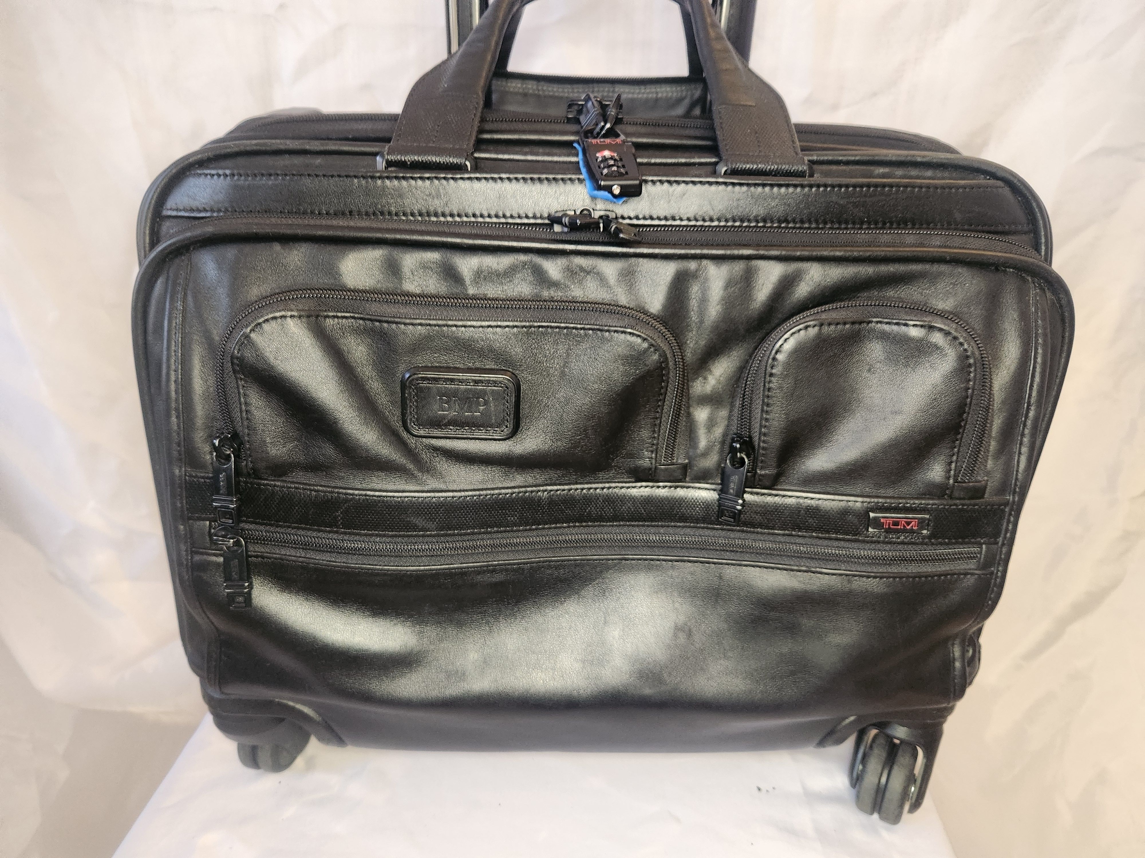 Tumi ALPHA 2 DELUXE 4 WHEELS Size ONE SIZE - 2 Thumbnail