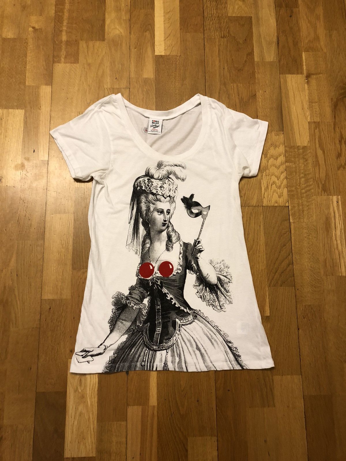 Other COMIC RELIEF X VIVIENNE WESTWOOD RARE QUALITY TEE SHIRT Size M / US 6-8 / IT 42-44 - 1 Thumbnail