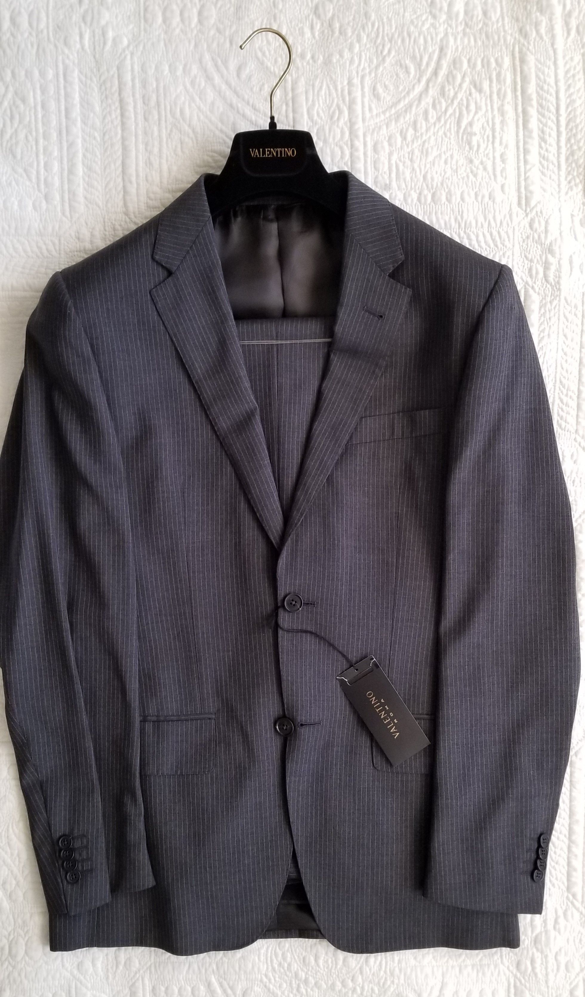 Valentino Valentino Roma suit NWT Size 40R - 1 Thumbnail