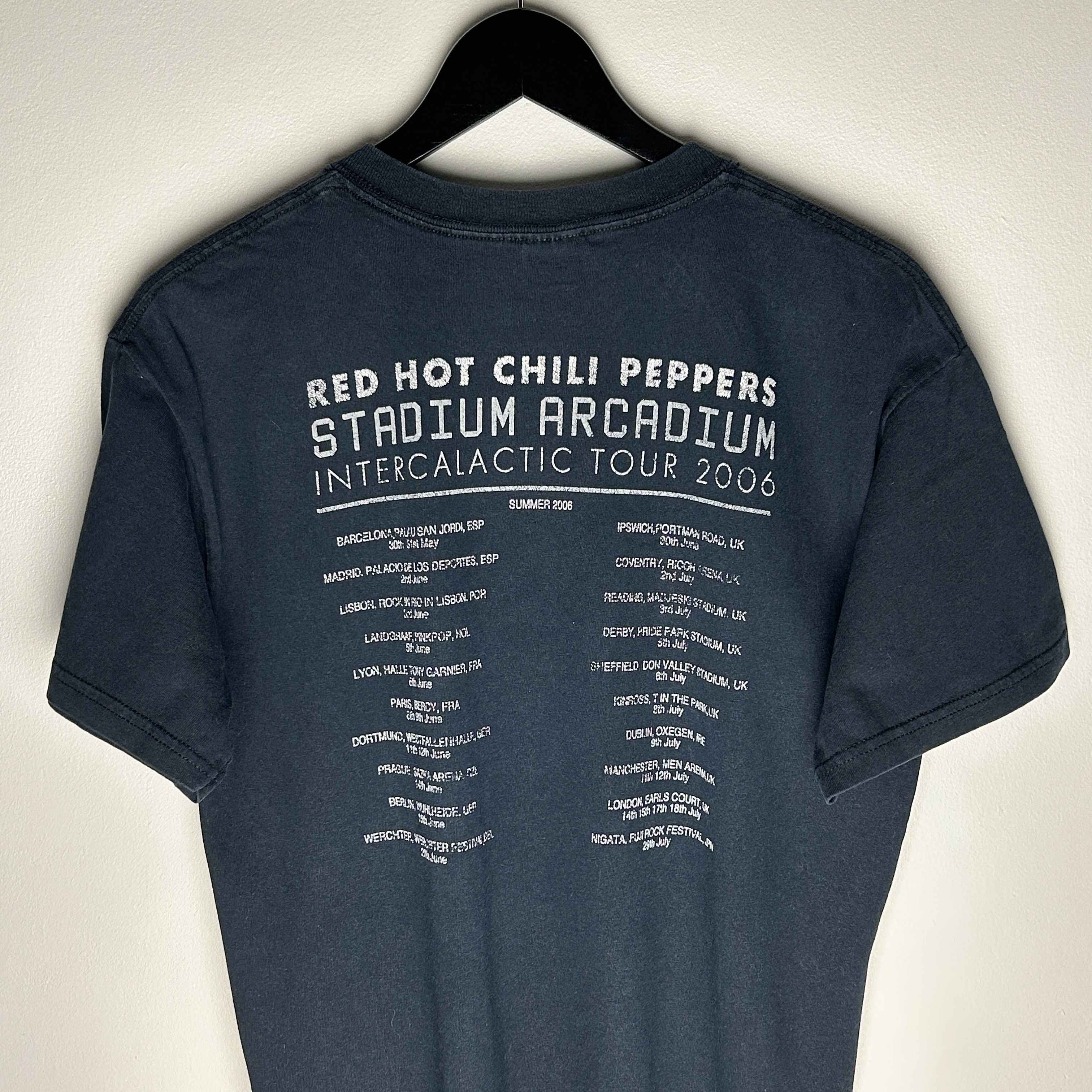 Band Tees Vintage Red Hot Chili Peppers Stadium Arcadium 2006 T-shirt Size US M / EU 48-50 / 2 - 4 Thumbnail