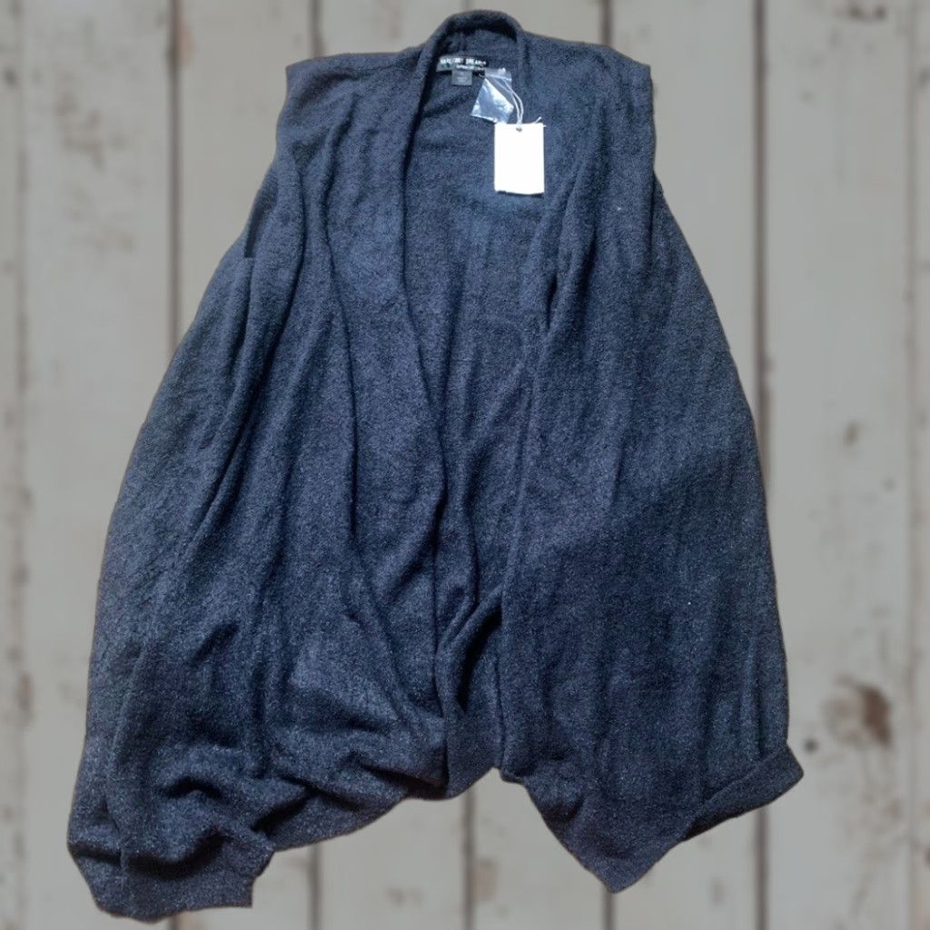 Vintage NWT Barefoot Dreams Vest Black XL Women Calypso Bamboo Chic Lite Lite Calypso? Size XL / US 12-14 / IT 48-50 - 1 Thumbnail