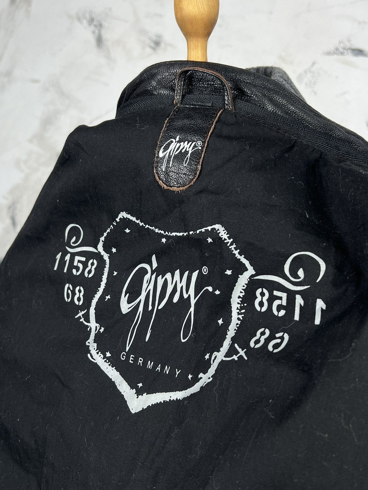 Vintage Vintage Gipsy Germany Leather Jacket Size L - XL Size US L / EU 52-54 / 3 - 8 Thumbnail