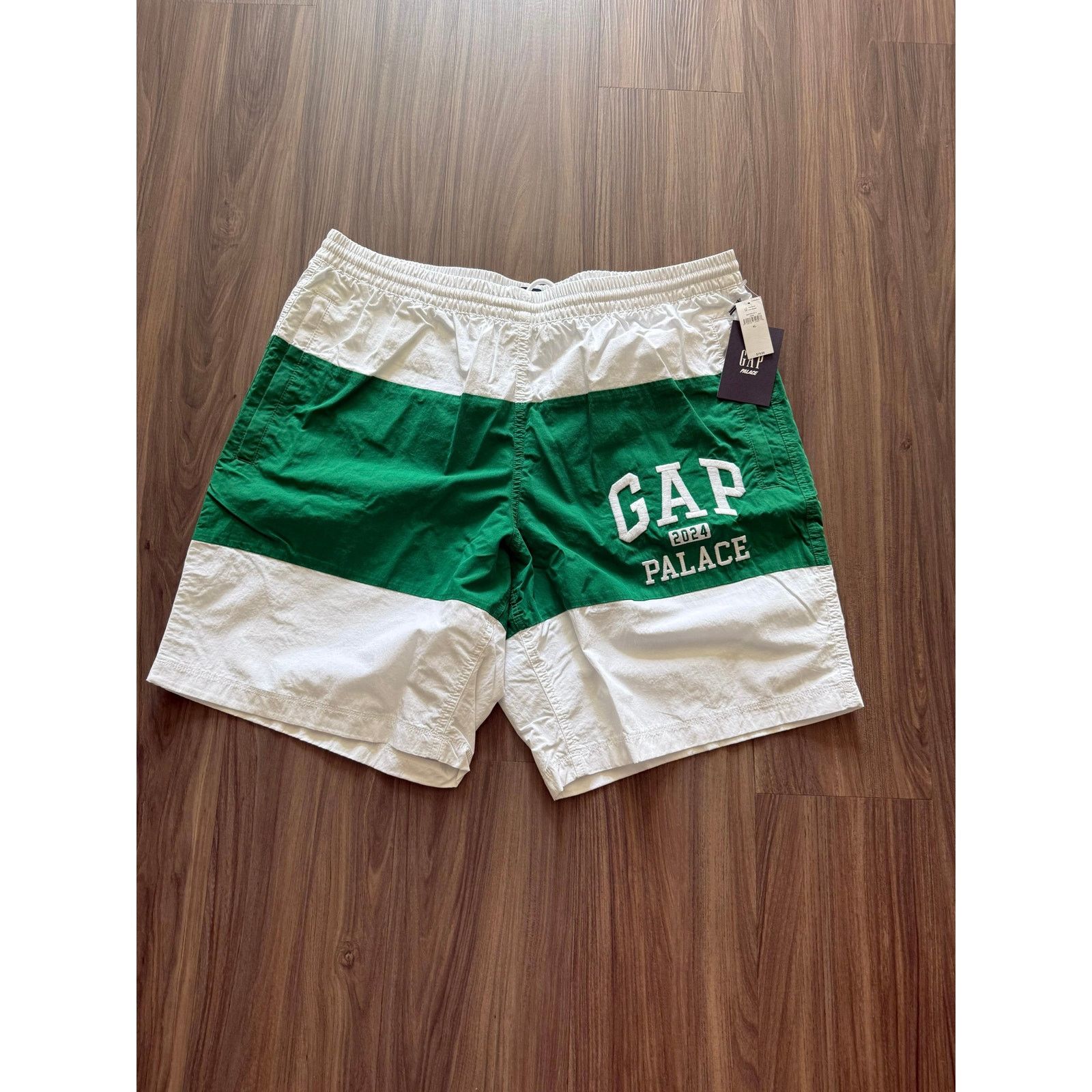 Gap Palace x Gap 2024 Boardshort White Green NWT Size US 36 / EU 52 - 2 Thumbnail