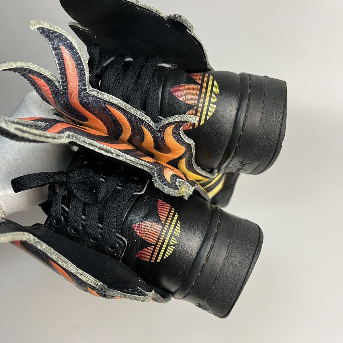 Adidas × Jeremy Scott RARE Adidas x Jeremy Scott JS Flames Size US 9 / EU 42 - 9 Thumbnail