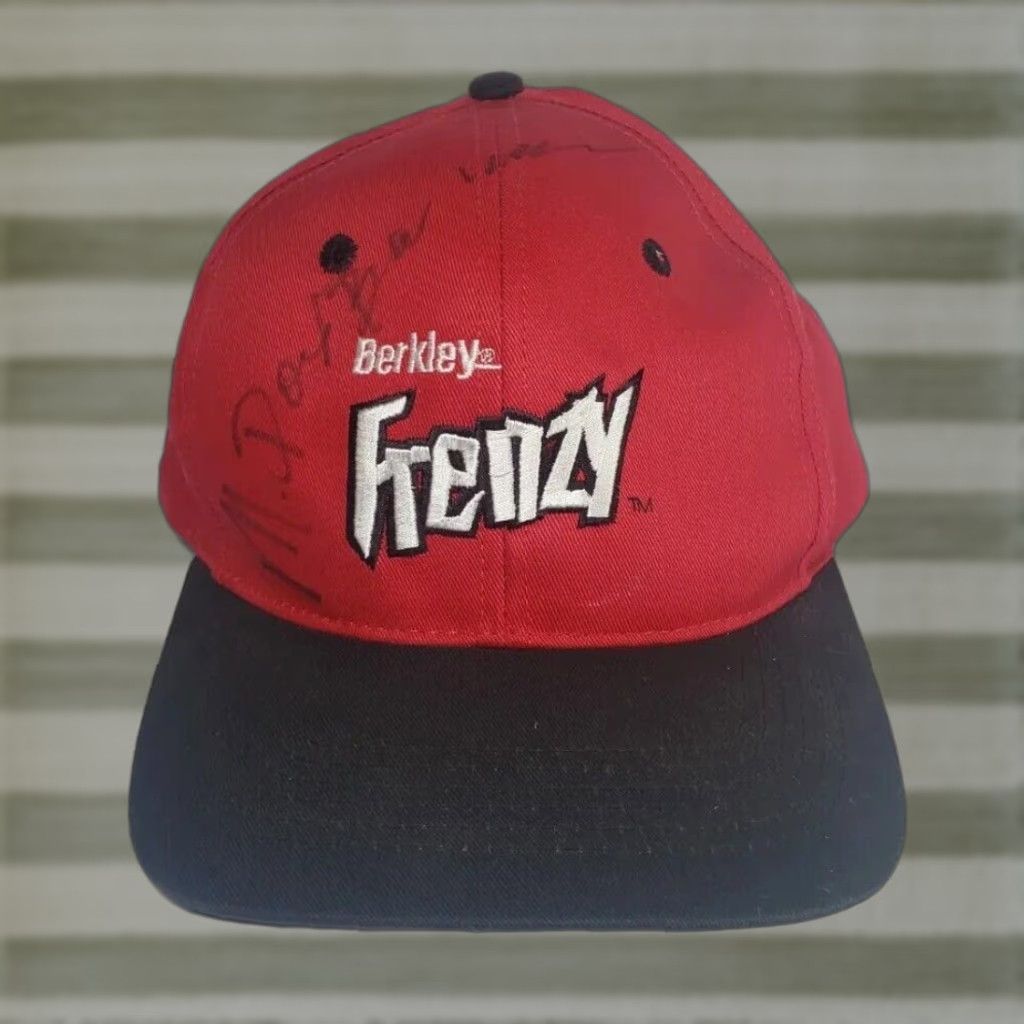 Vintage VINTAGE Berkley Frenzy Snapback Cap Hat Fishing Black Red Pike Bass SIGNED Lure Rod Chamberlain Men One Size Red Twill Cotton Hat Casual Fish Size ONE SIZE - 1 Thumbnail