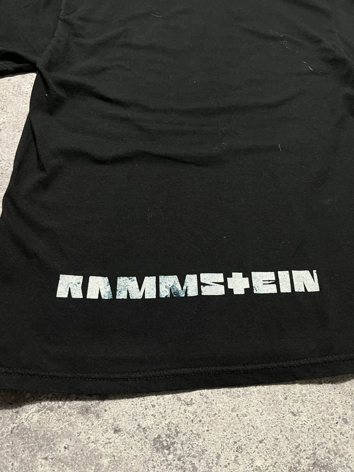 Band Tees RAMMSTEIN Rosenrot Rock metal band Y2K vintage T-shirt Size US M / EU 48-50 / 2 - 8 Thumbnail