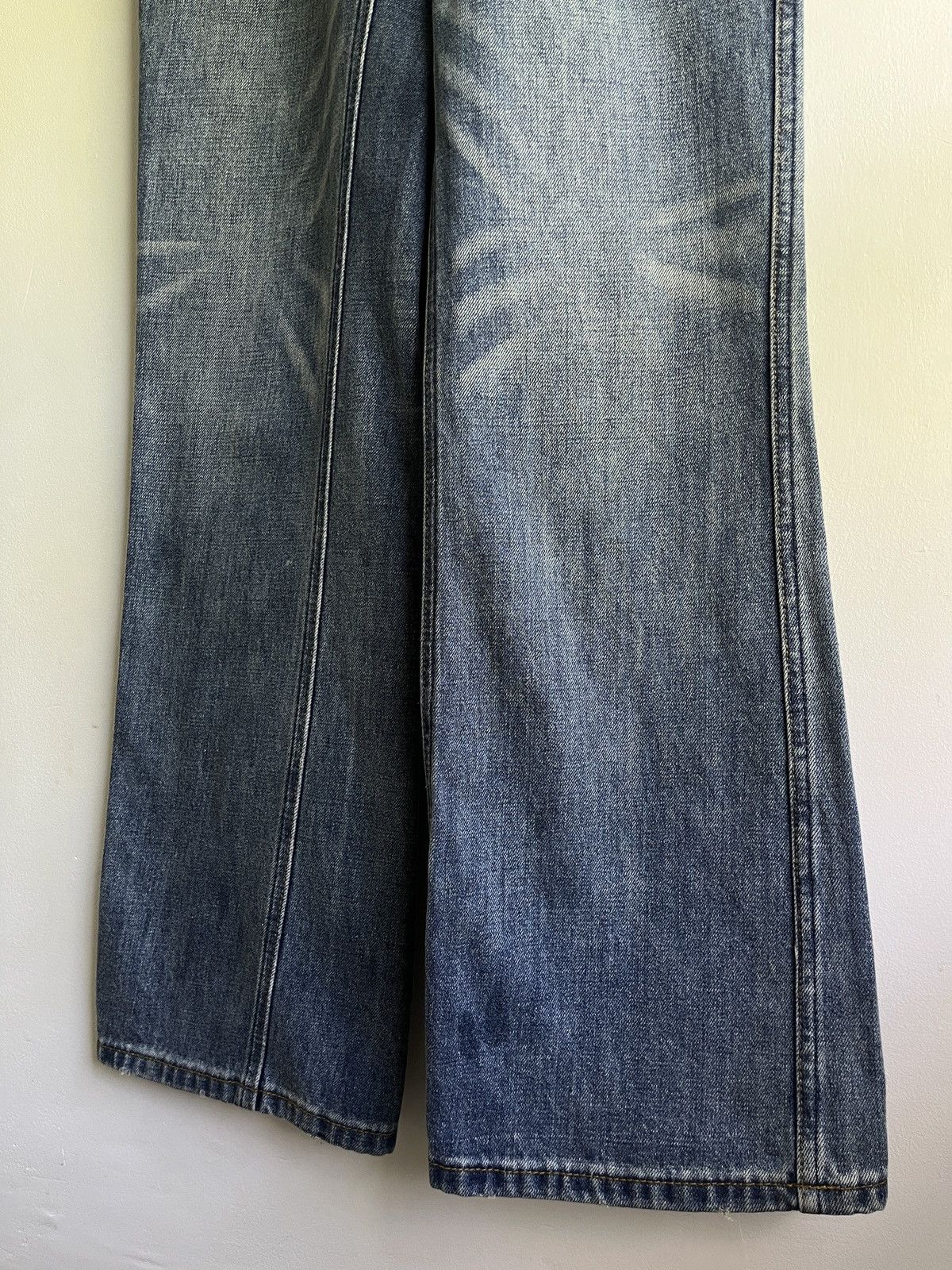 Celine Jane Flare Jeans in Denim Union Wash Size 26" / US 2 / IT 38 - 4 Thumbnail