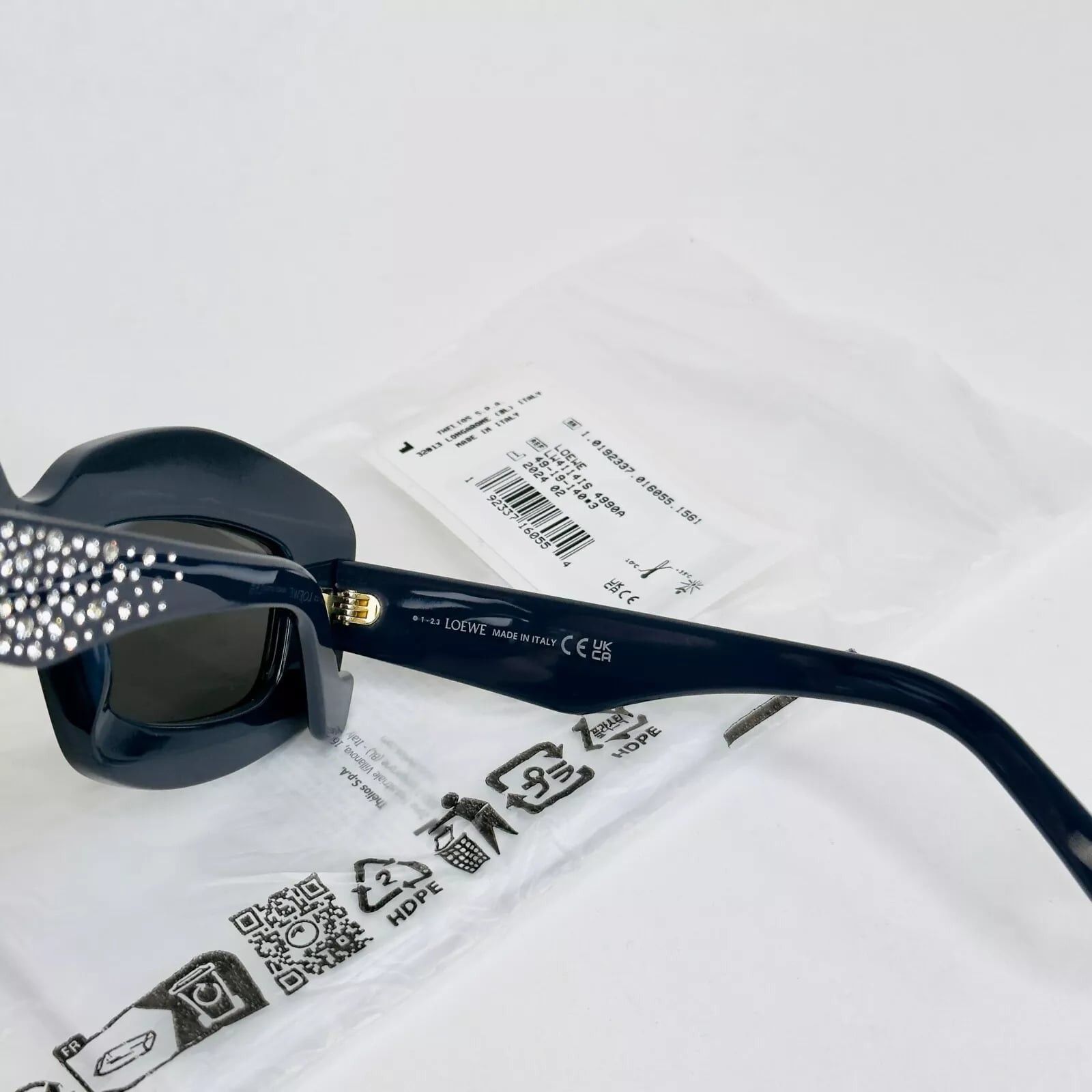Loewe LOEWE PAVE SCREEN Starry Night LW4114IS 4114 Sunglasses Size ONE SIZE - 6 Thumbnail