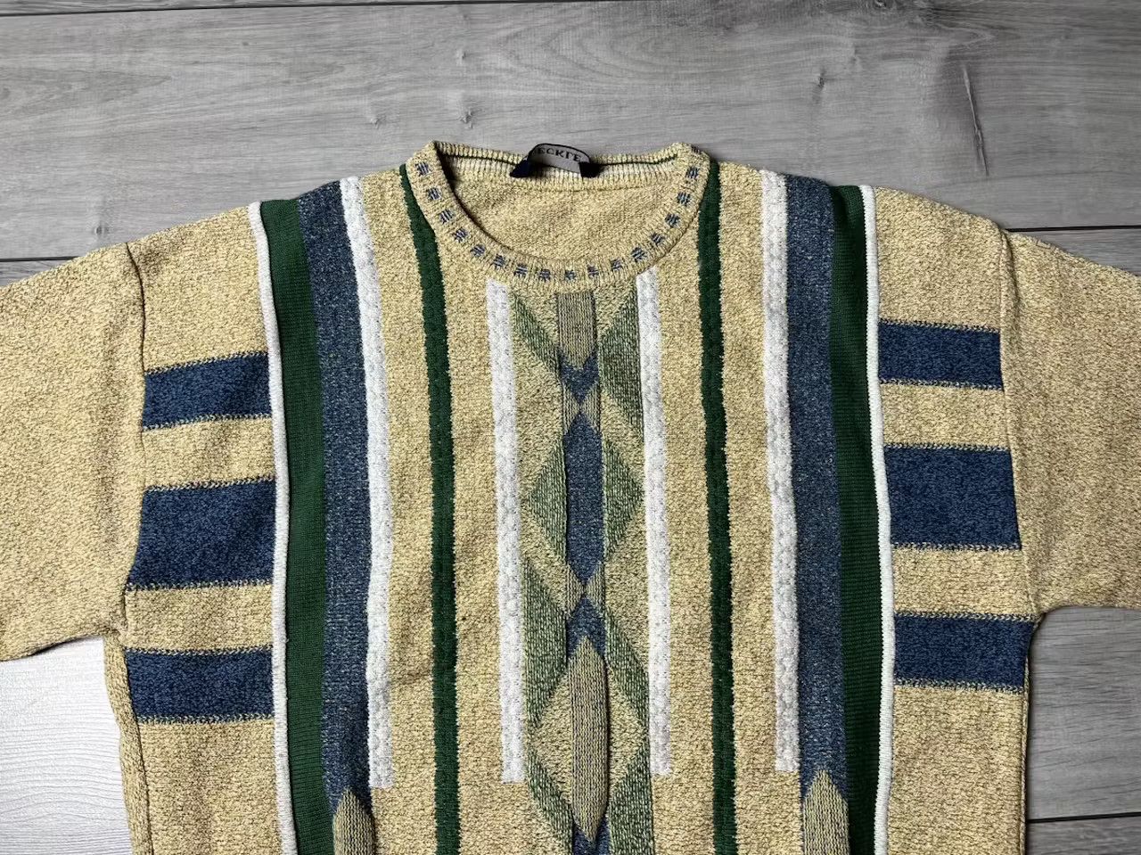Japanese Brand Buckle sweater 3d vintage size Large Size US L / EU 52-54 / 3 - 2 Thumbnail