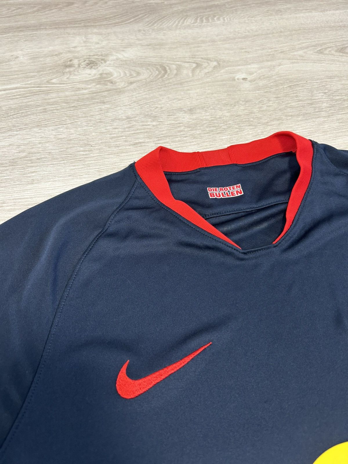 Nike Red Bull Leipzig Away football shirt 2019 Soccer Nike Jersey Size US M / EU 48-50 / 2 - 5 Thumbnail