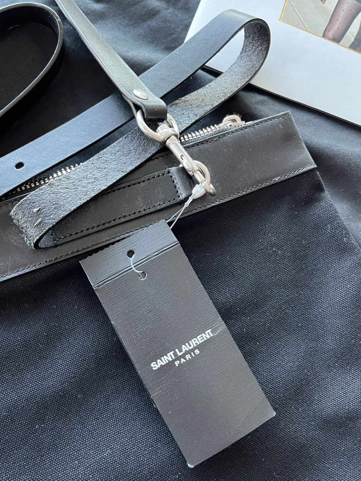Saint Laurent Paris Rare Saint Laurent $2K Super Runway ID Convertible Bag XL Size ONE SIZE - 18 Thumbnail