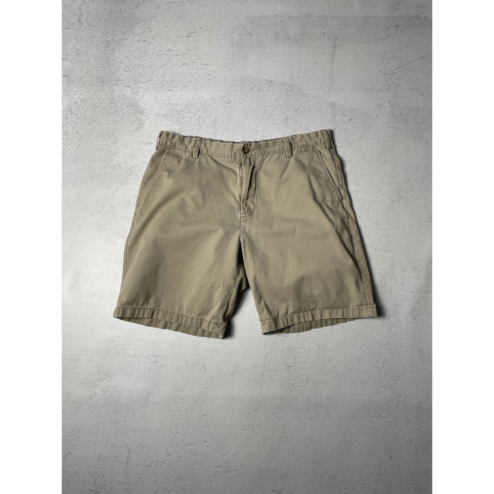 Nautica Vintage Nautica Brown Preowned Chino Shorts - Men's 38W Size US 36 / EU 52 - 1 Thumbnail
