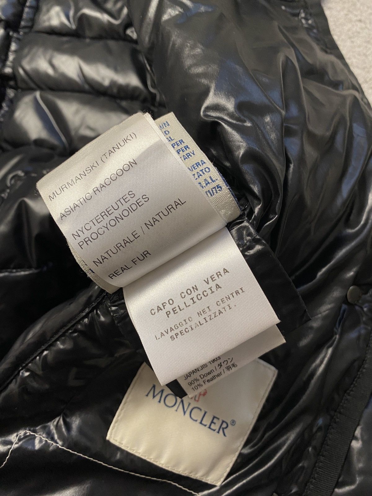 Moncler Moncler Armoise Giubbotto womens down jacket Size M / US 6-8 / IT 42-44 - 13 Thumbnail