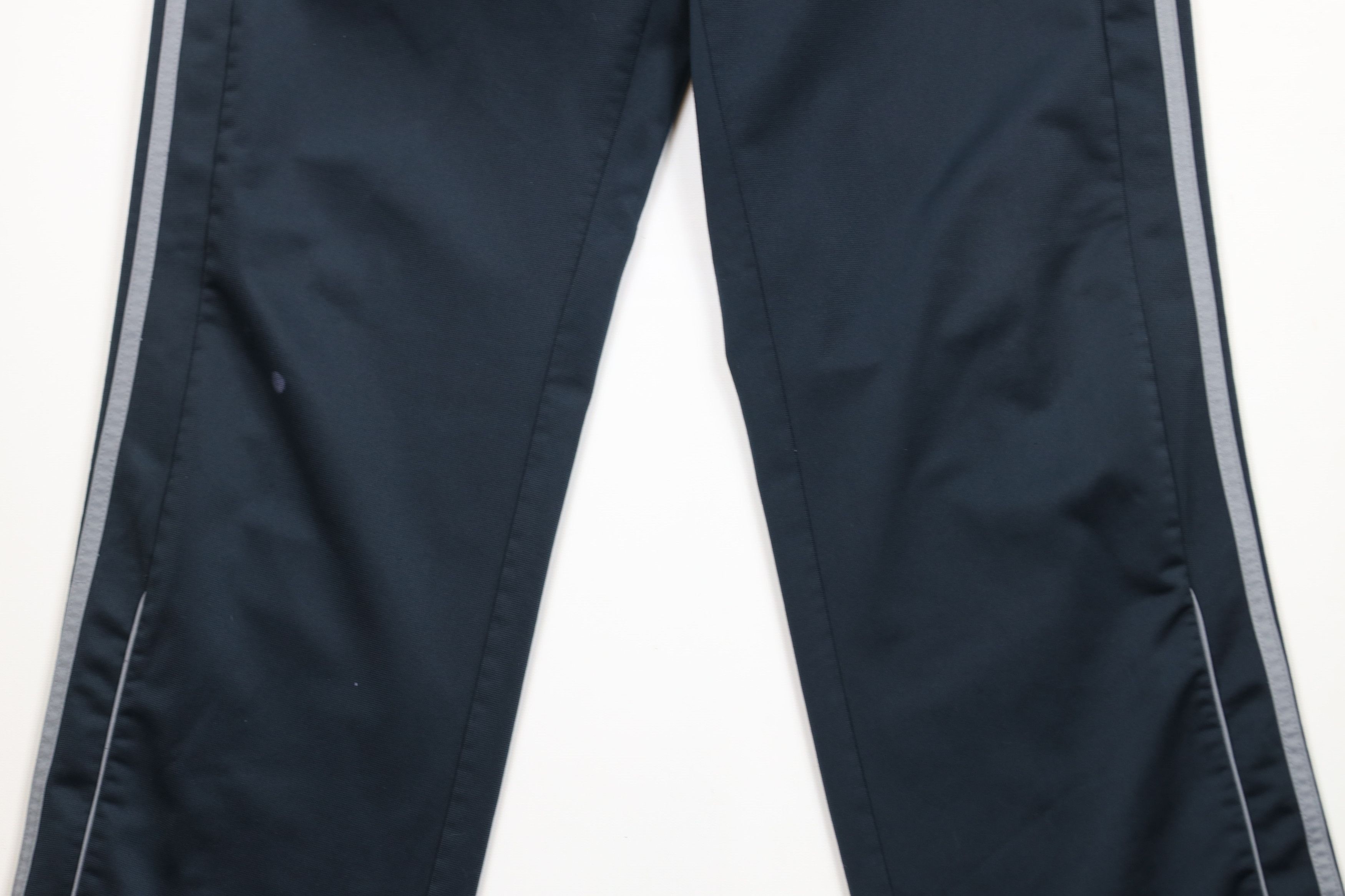 Adidas × Vintage Vintage Adidas Soccer Champions League Wide Leg Sweatpants Size US 32 / EU 48 - 3 Thumbnail