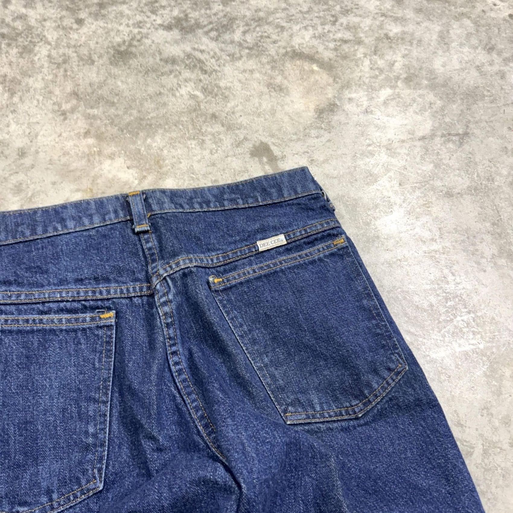 Denime VINTAGE Dee Cee Jeans Mens 33x34 Blue Denim Straight Leg Adjustable Cuff 90s Size US 33 - 6 Thumbnail