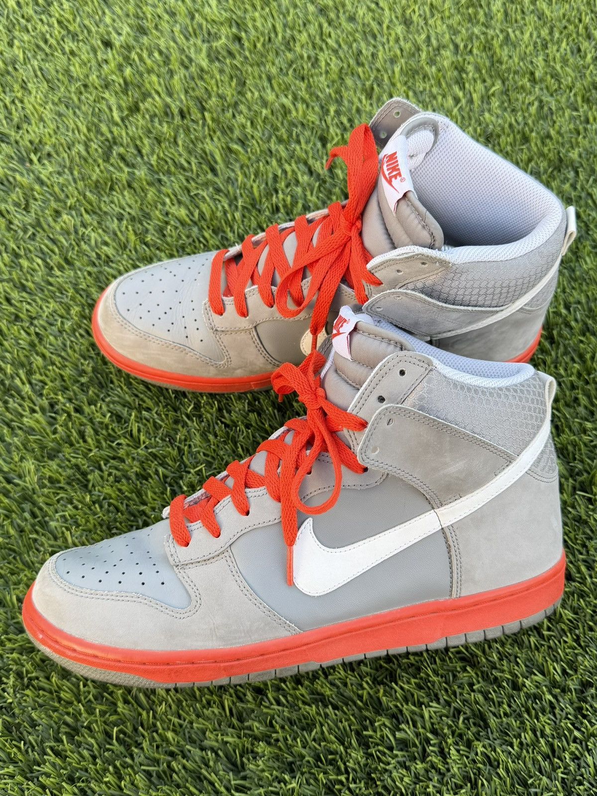 Vintage y2k gray Nike SB dunks high size 10