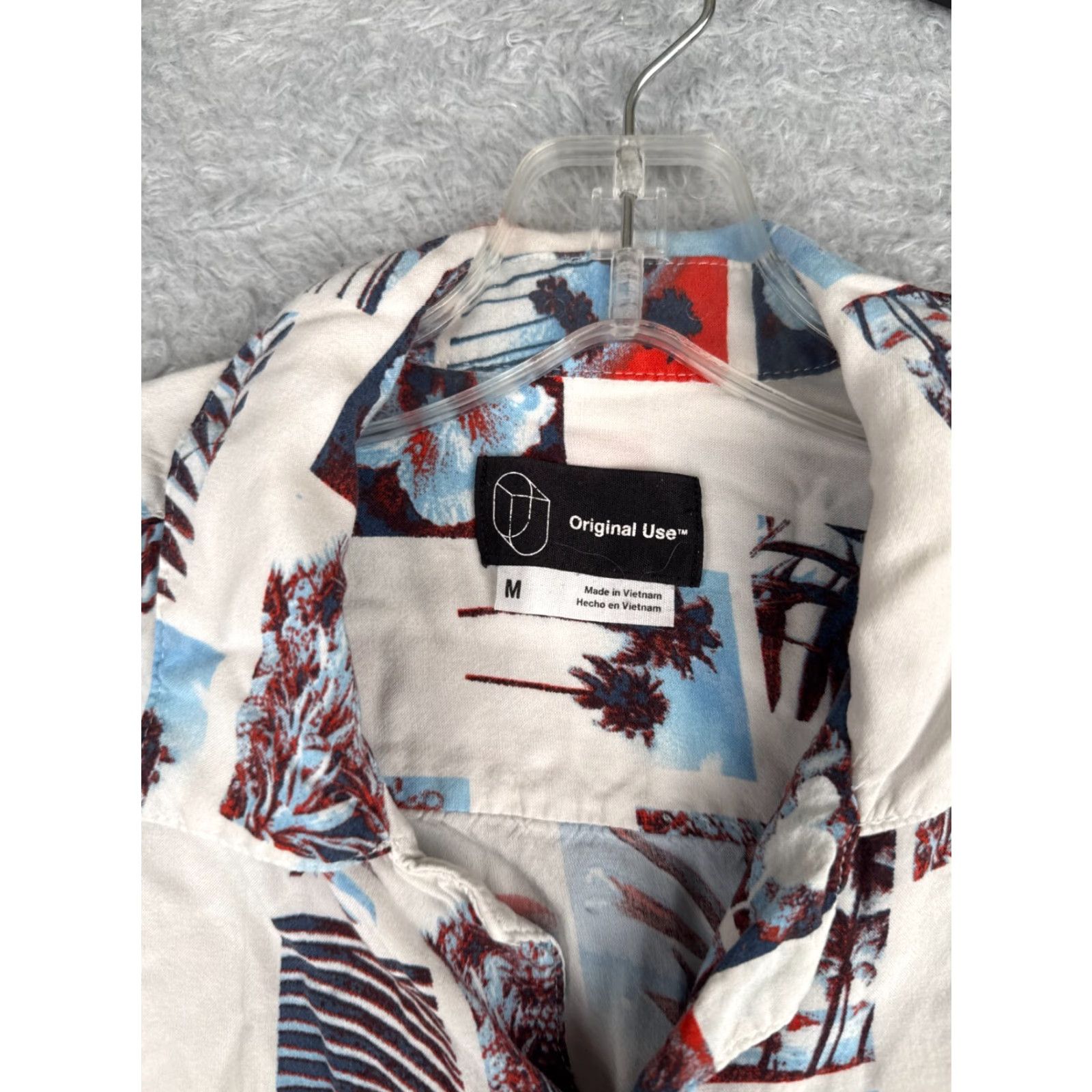 Vintage Original Use Shirt Men Adult Medium White Floral Palm Hawaiian Rayon Button-Up Size US M / EU 48-50 / 2 - 6 Thumbnail