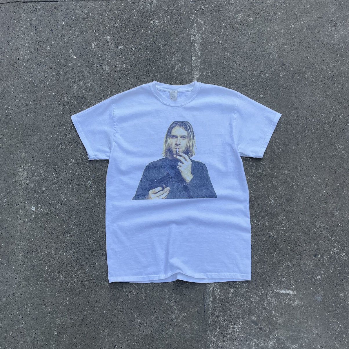 Vintage Vintage Kurt Cobain Smoke Metallica Rare Tee Size US M / EU 48-50 / 2 - 1 Thumbnail