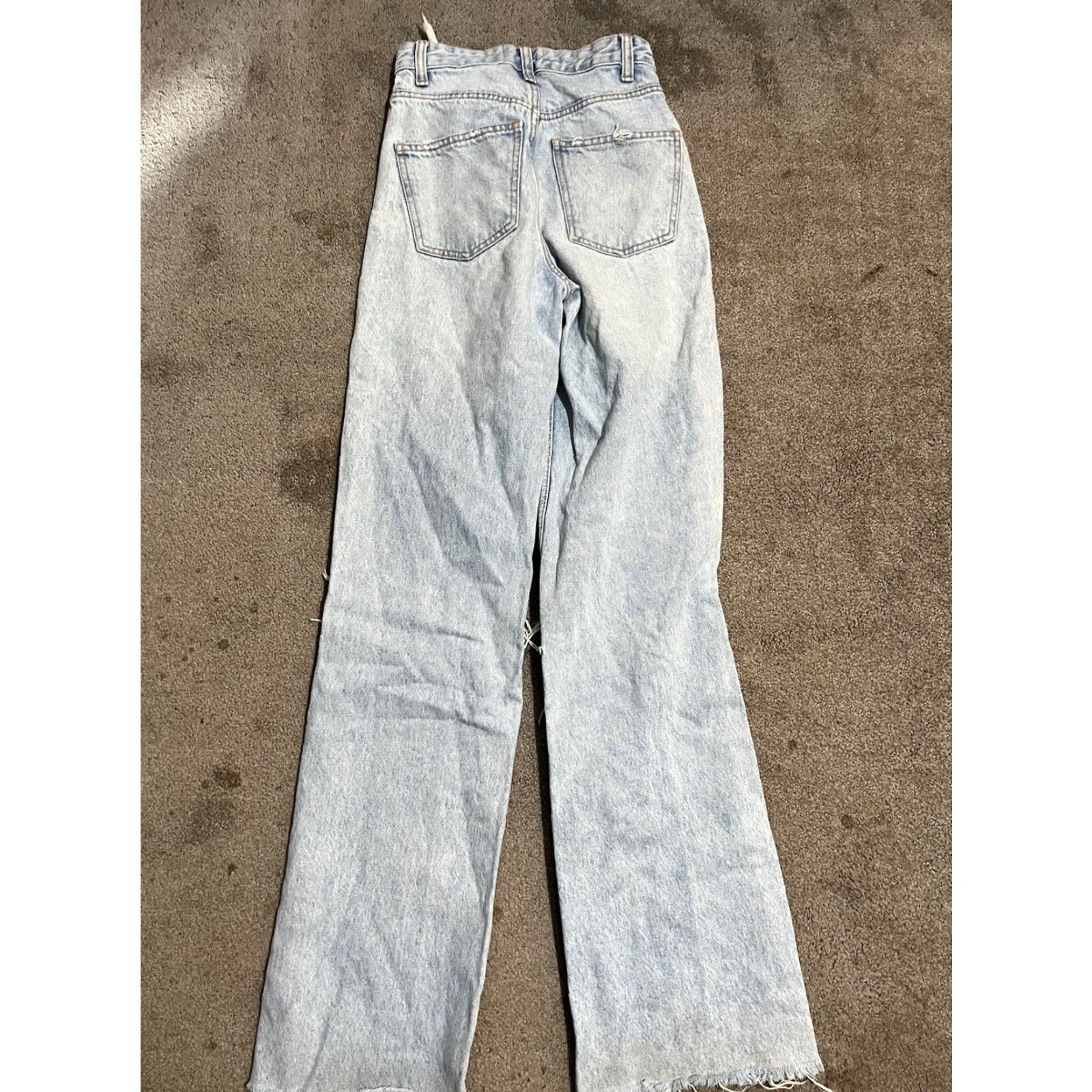 Zara Zara Jeans Womens 0 Light Wash Denim Straight Leg Distressed Jeans Womens 0 Light Blue Distressed Denim Straight Size 25" / US 0 / IT 36 - 3 Thumbnail