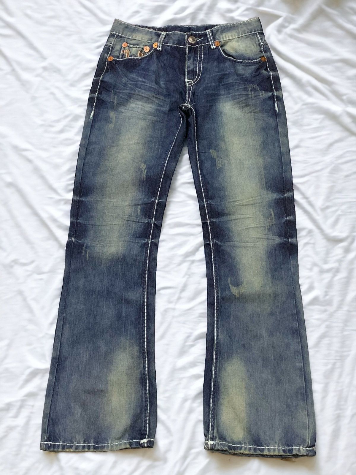 True Religion True Religion Billy Giant Big T Stitch Enzyme Flared Jeans Size US 30 / EU 46 - 2 Thumbnail