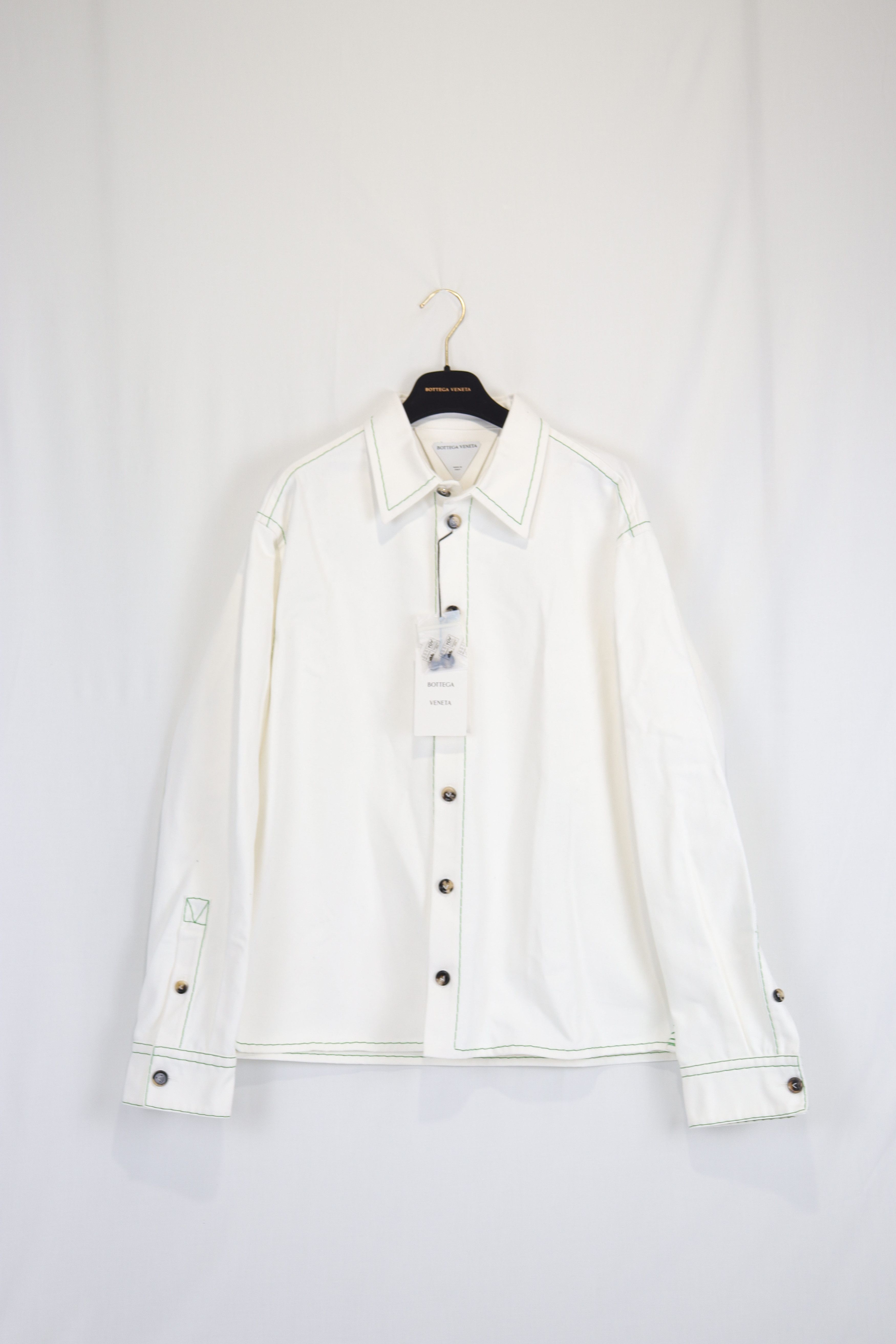 image of Bottega Veneta Q:2 O1Rshd11223 Embroidered Stitch Trim Button Shirt Jacket in White (Size Medium)