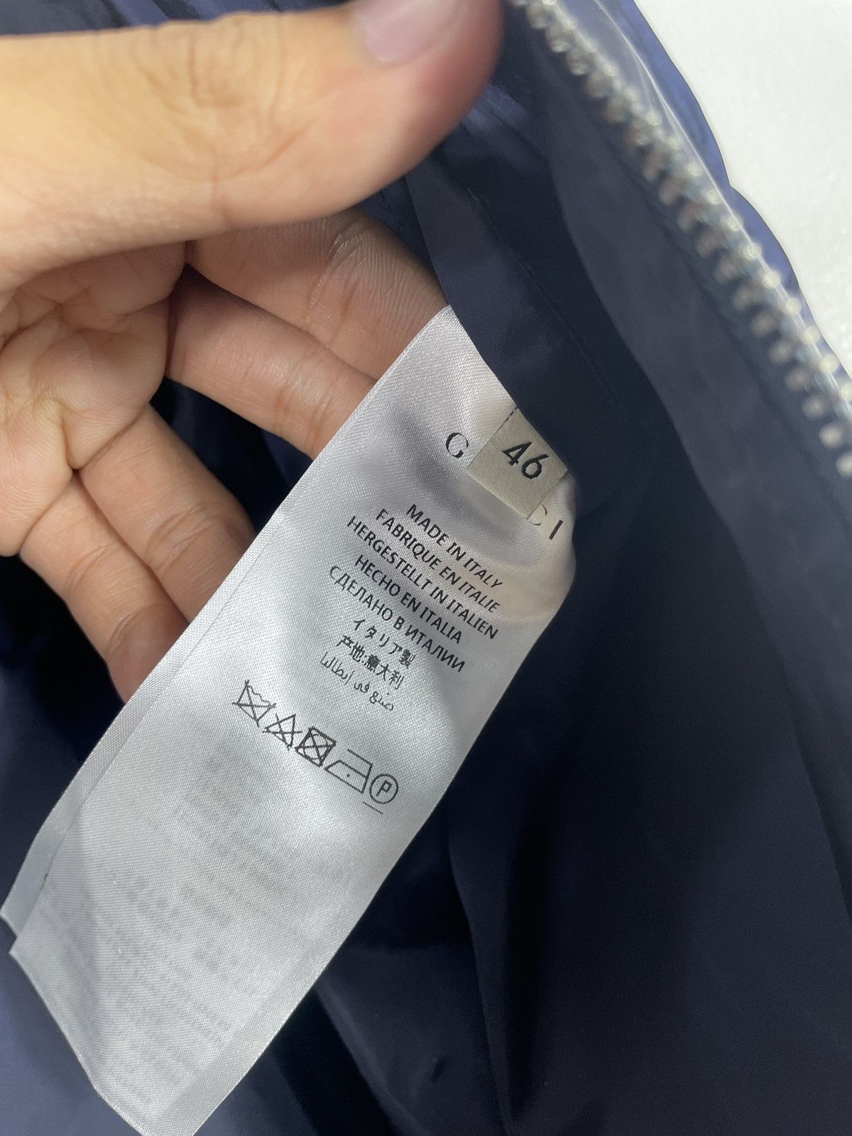Gucci Gucci bee-patterned shell bomber jacket in navy Size US S / EU 44-46 / 1 - 9 Thumbnail