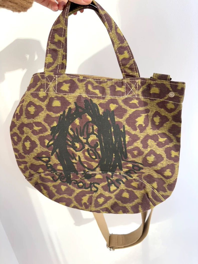 Vivienne Westwood Vivienne Westwood size os Leopard graffiti shoulder bag Size ONE SIZE - 2 Thumbnail