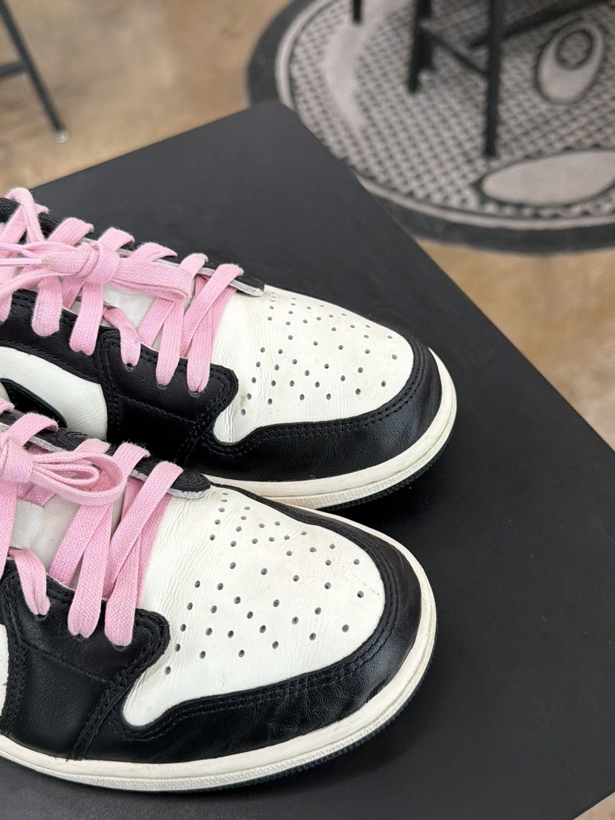 Jordan Brand Air Jordan 1 Low Mocha Size 9 (2024) Size US 9 / EU 42 - 8 Thumbnail