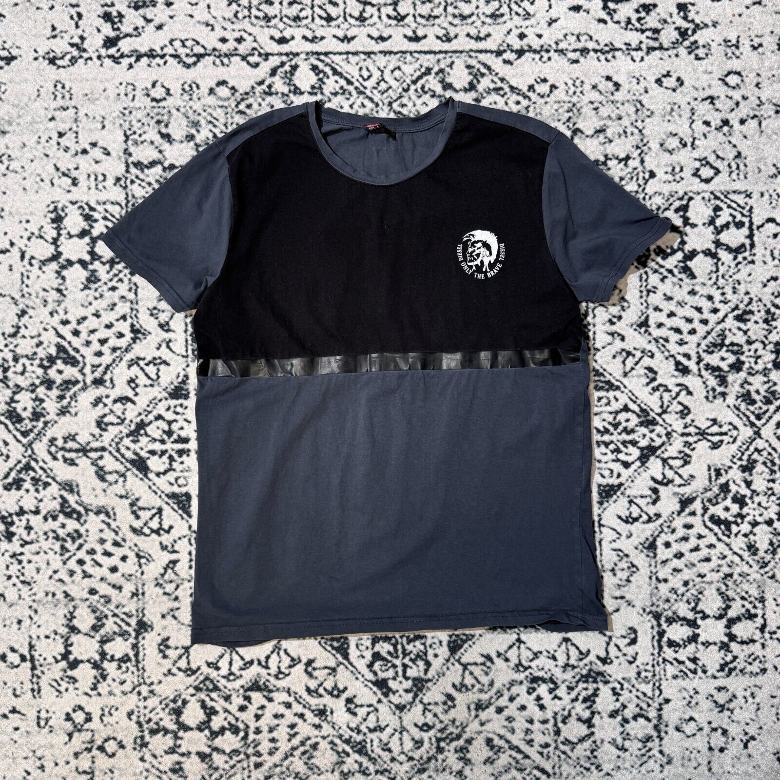 Diesel × Vintage Vintage Diesel Unisex Navy Gray Black Cotton T-Shirt Size L Size US L / EU 52-54 / 3 - 1 Thumbnail