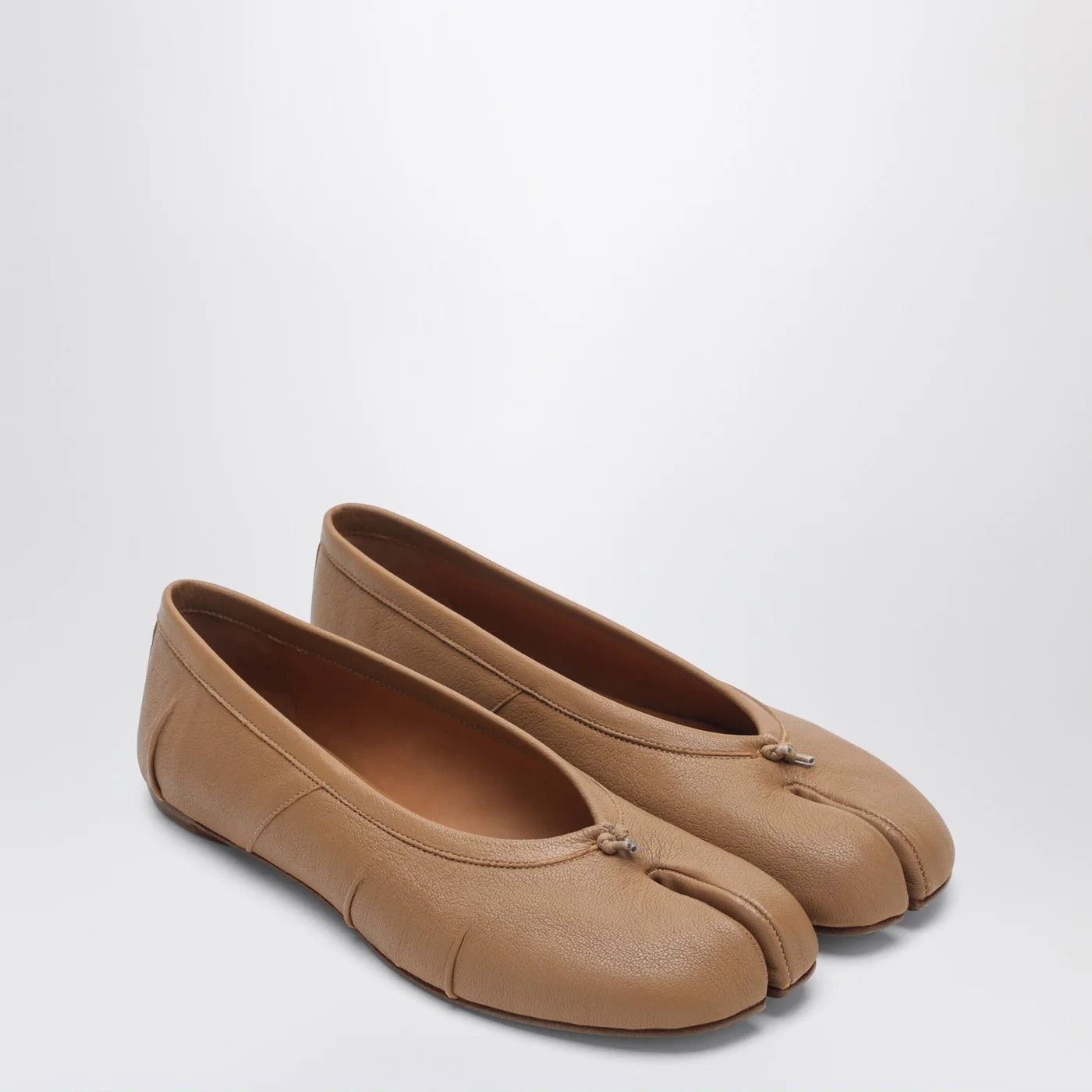 Maison Margiela o1d2blof0426 Leather Ballet Flats in Beige Size US 11 / IT 41 - 2 Thumbnail