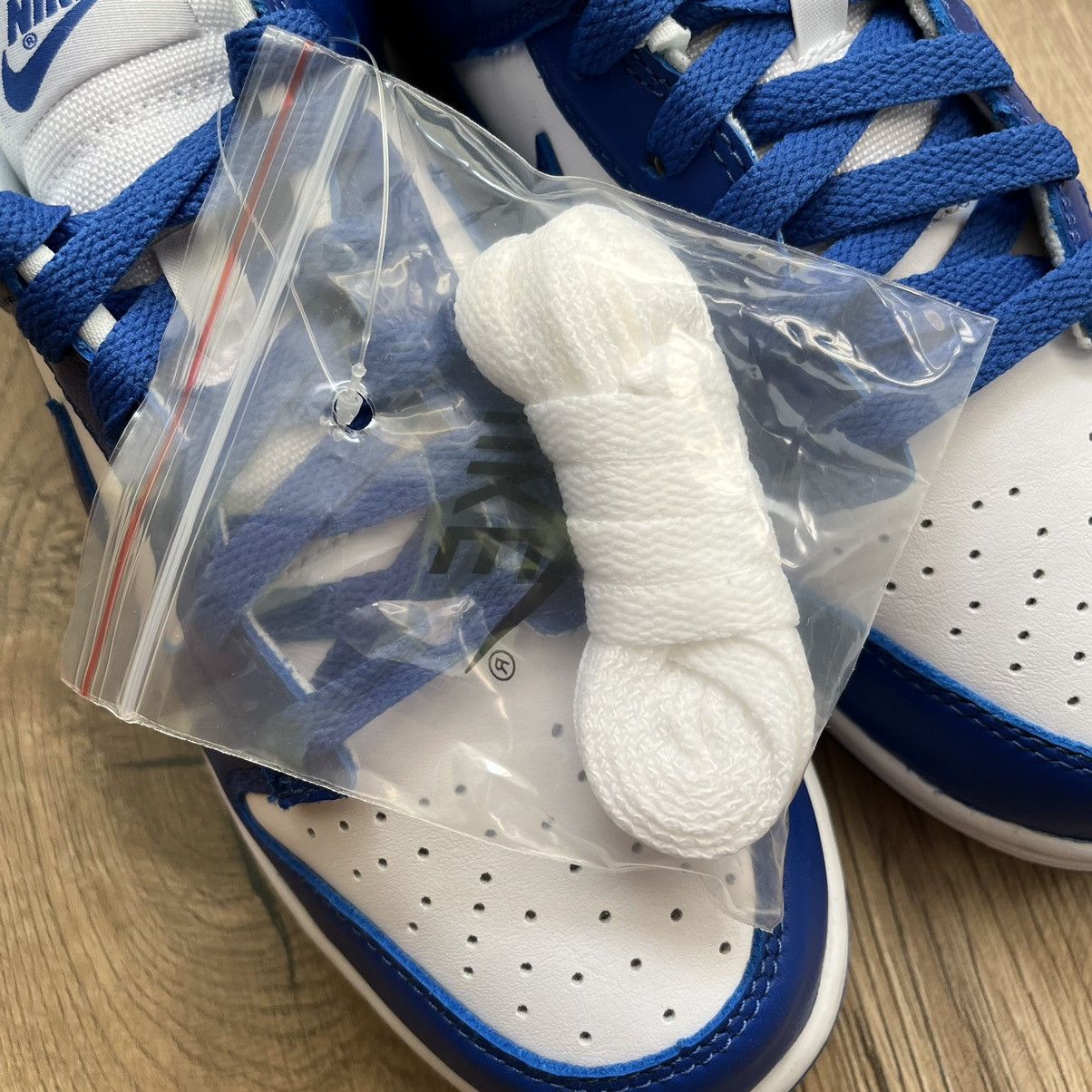 Nike Nike Dunk Low Kentucky Blue US 6.5 / EU 39 / UK6 Size US 6.5 / EU 39-40 - 4 Thumbnail