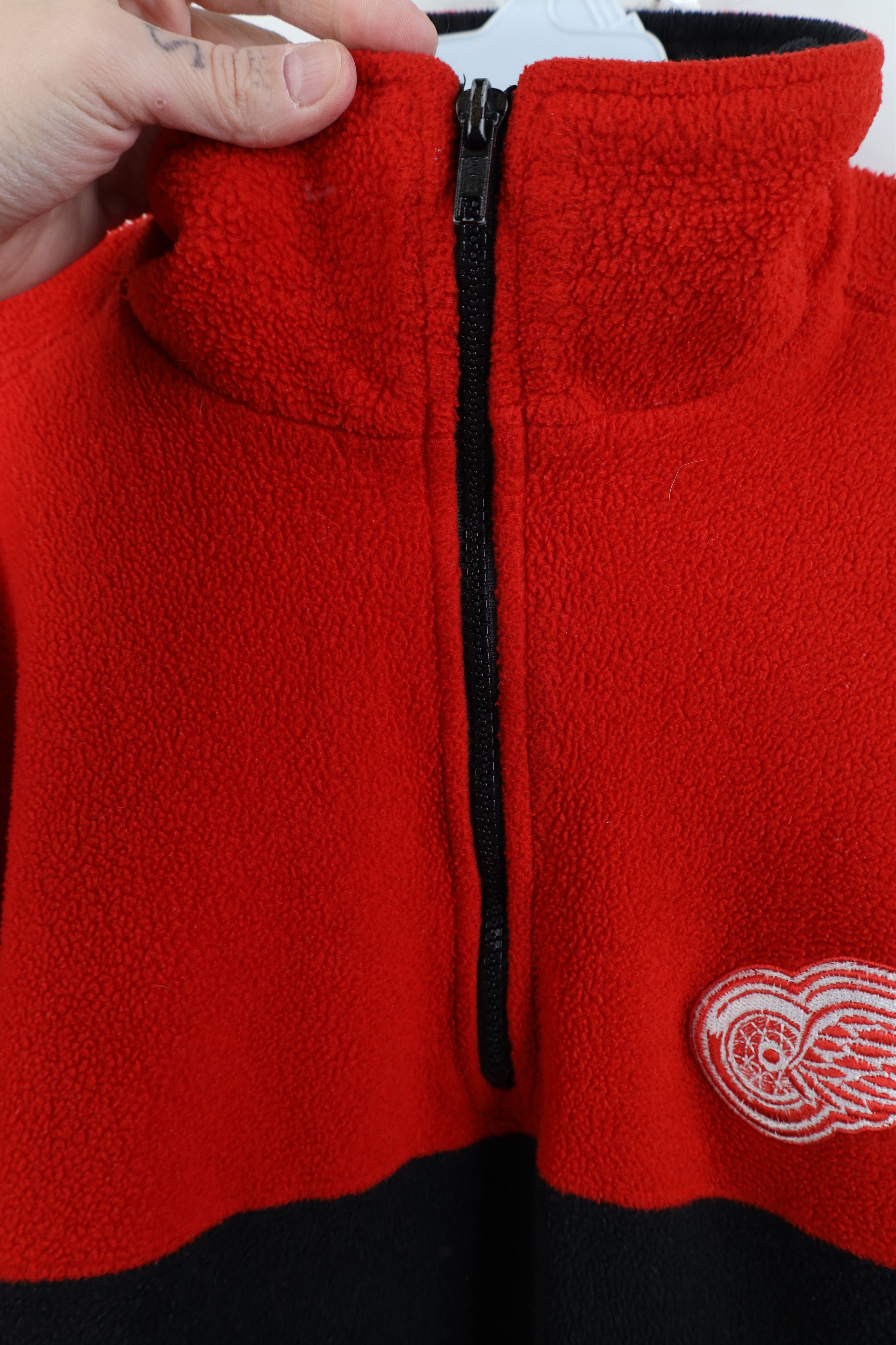 Vintage Vintage 90s Red Wings Hockey 1/4 1/2 Zip Fleece Sweater Red Size US L / EU 52-54 / 3 - 11 Thumbnail